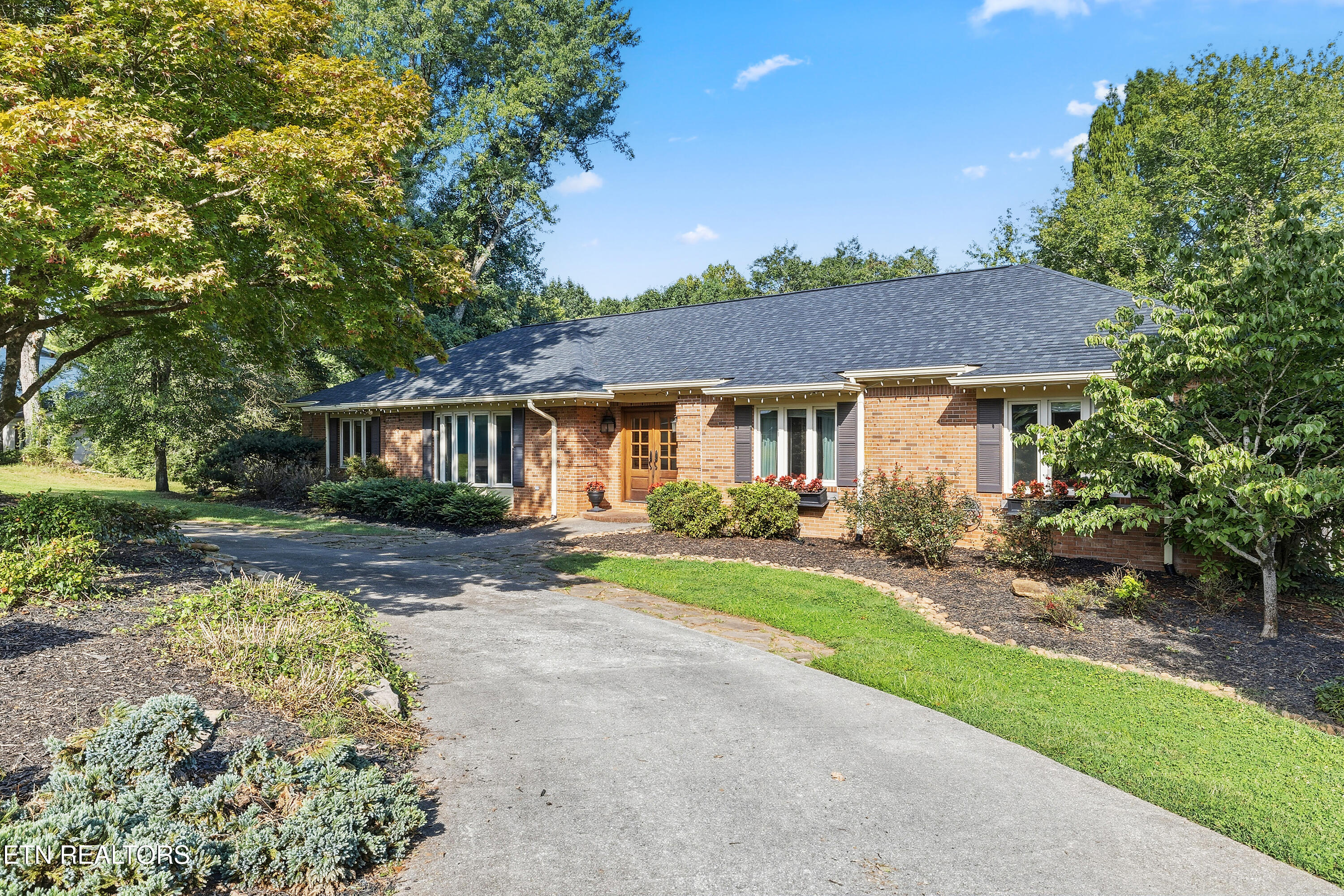 2301 Craig Cove Road Knoxville TN 37919
