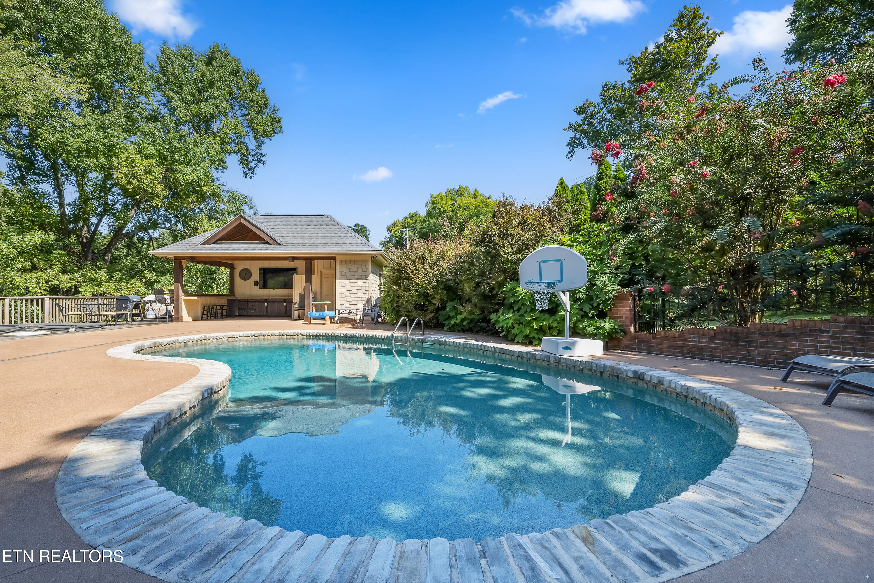 2301 Craig Cove Road Knoxville TN 37919
