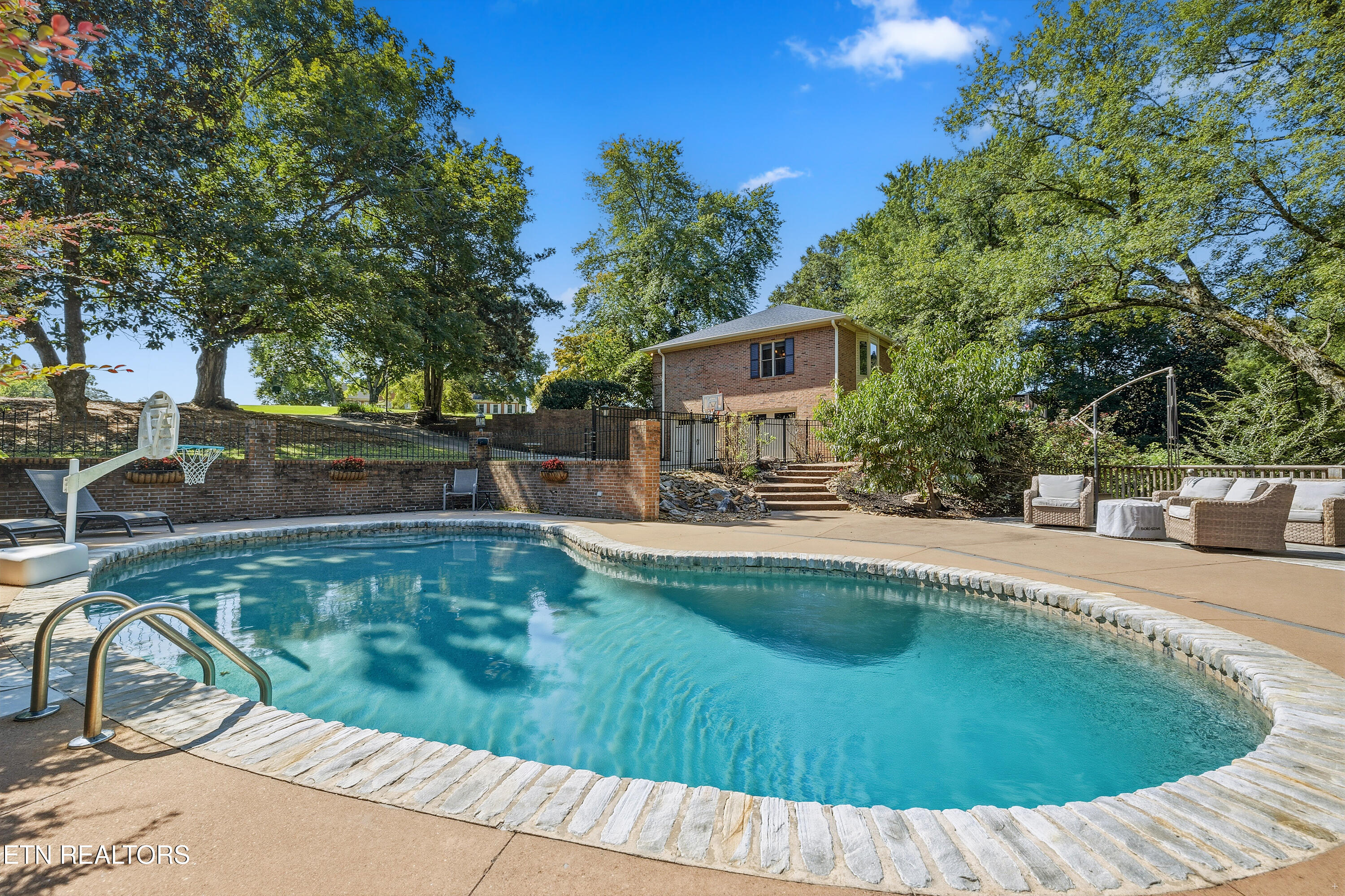 2301 Craig Cove Road Knoxville TN 37919