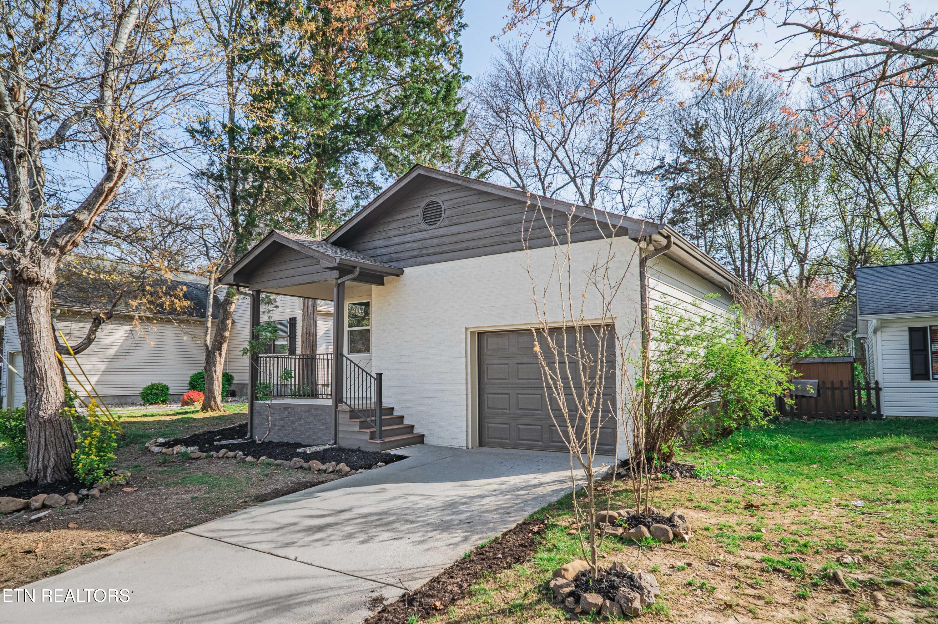 1506 Rhododendron Court Knoxville TN 37931
