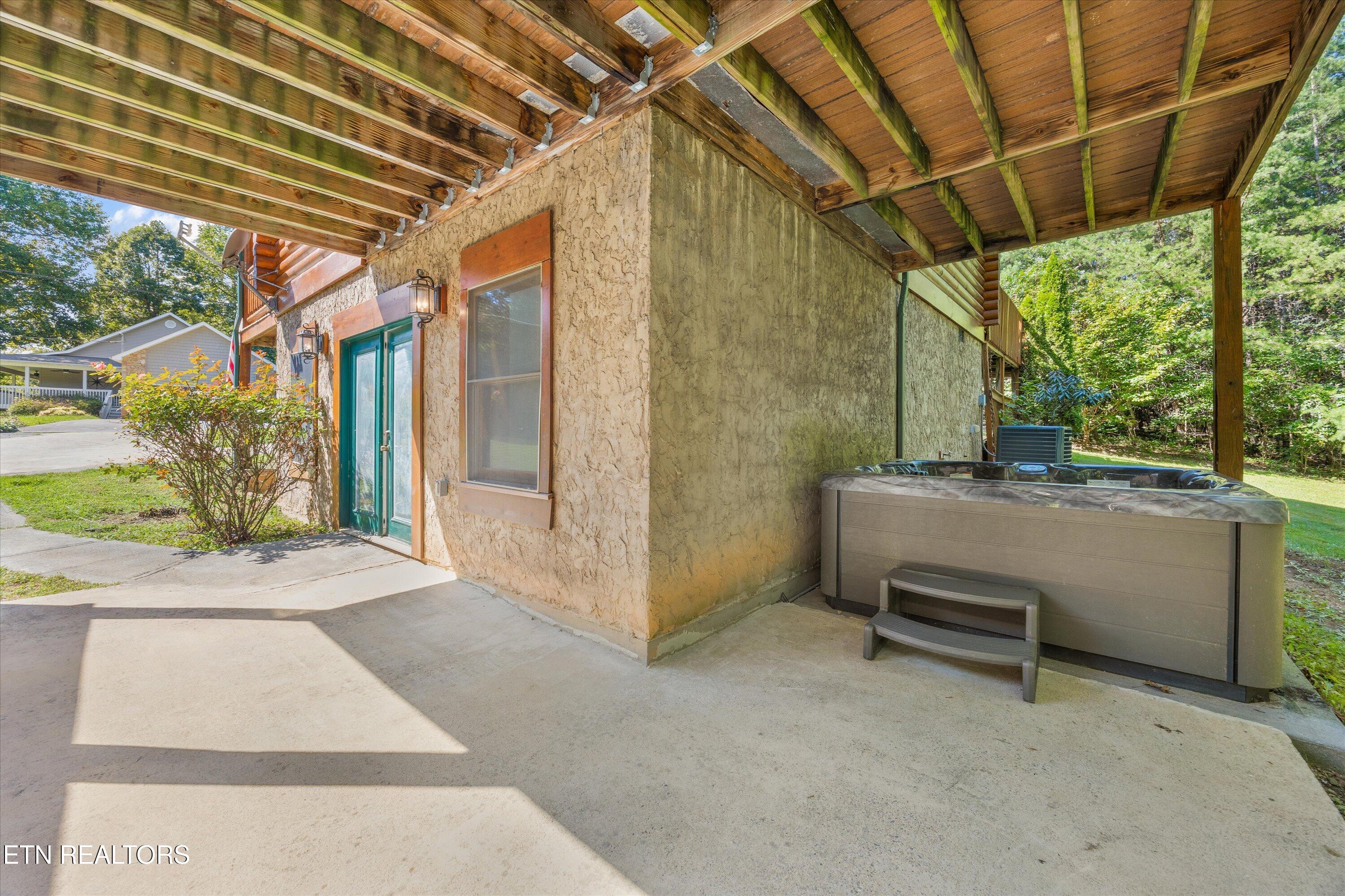 274 Burning Oaks Drive Sevierville TN 37876