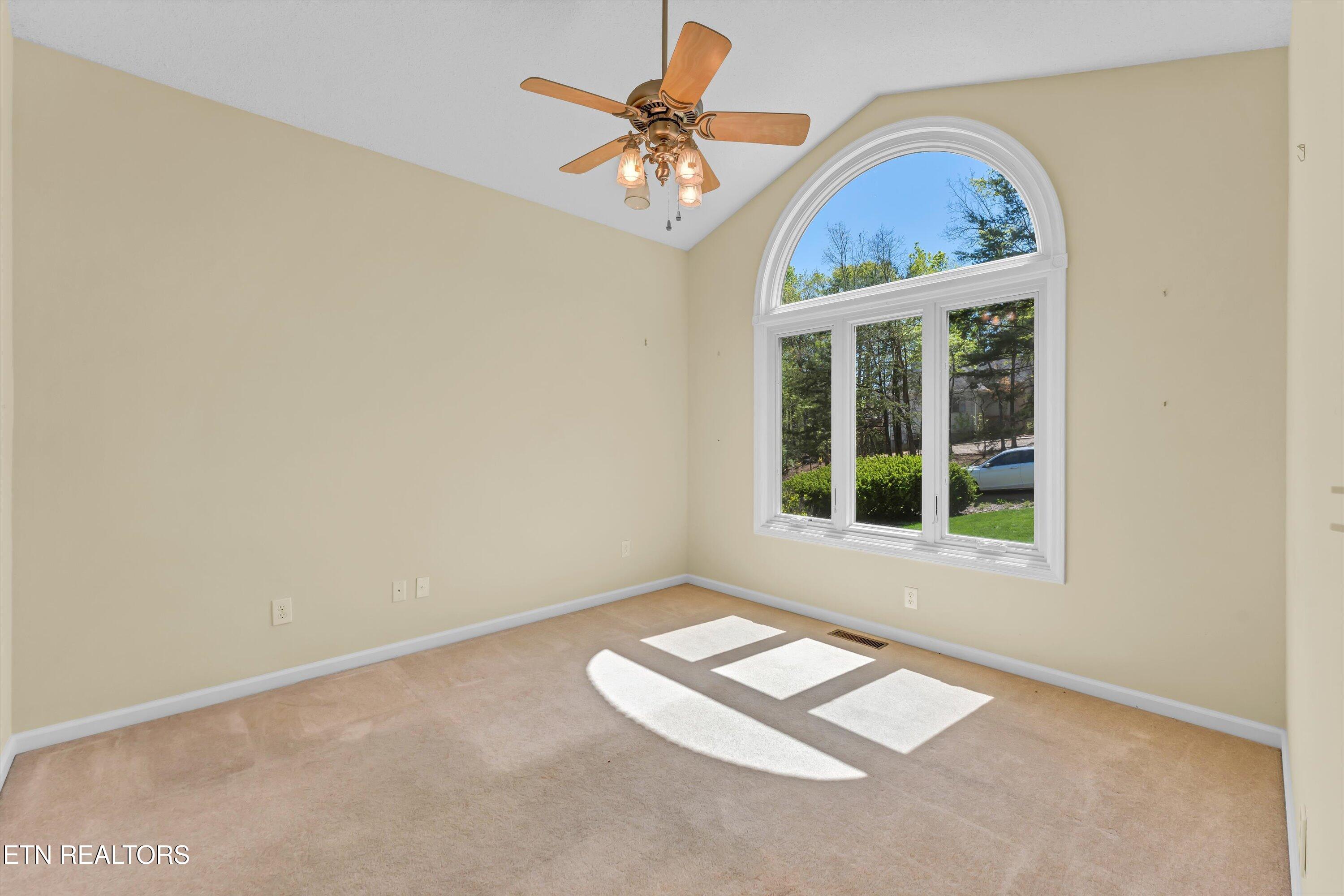 213 Osage Lane Loudon TN 37774