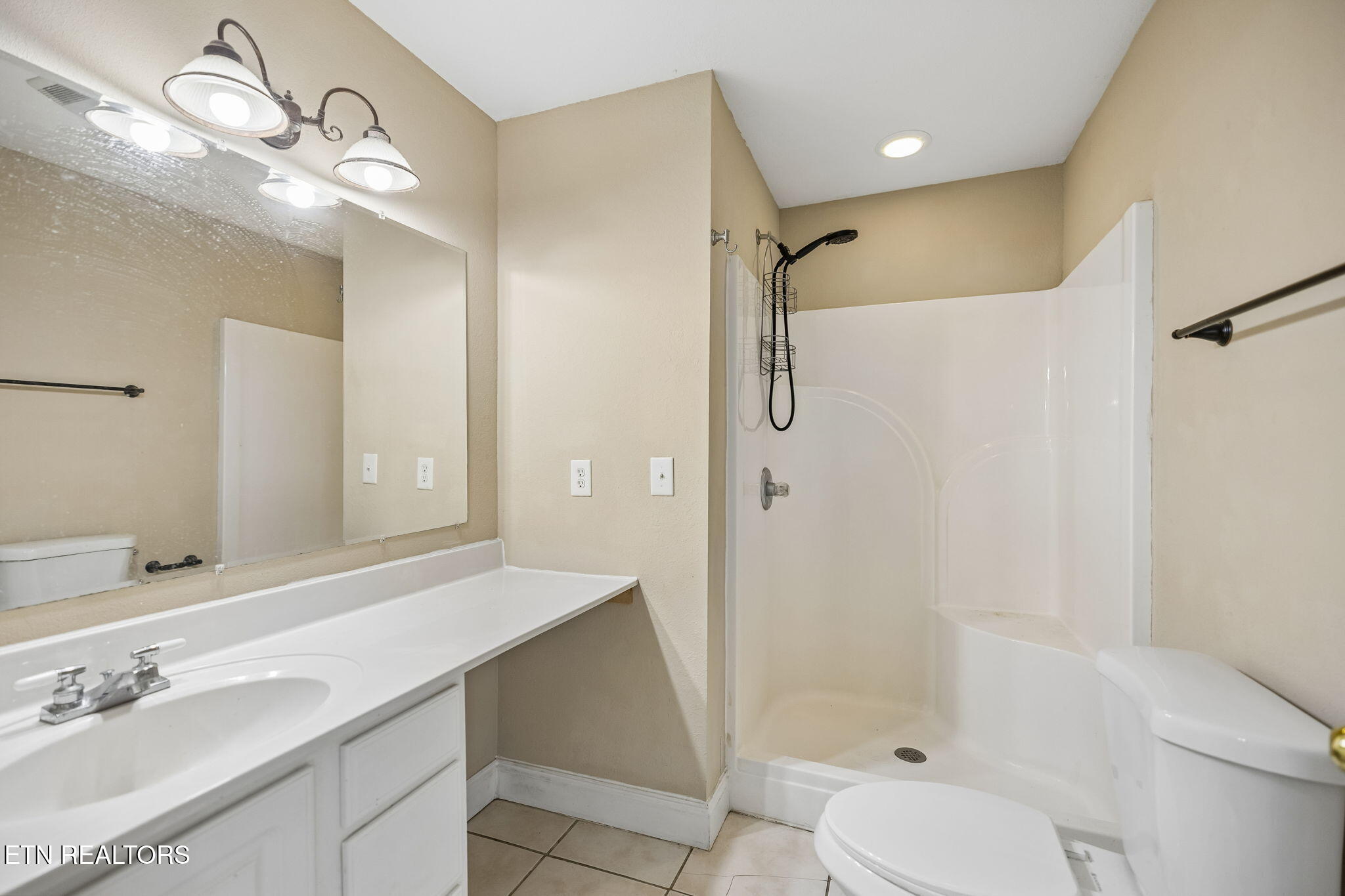 3135 Blueberry Drive New Market TN 37820