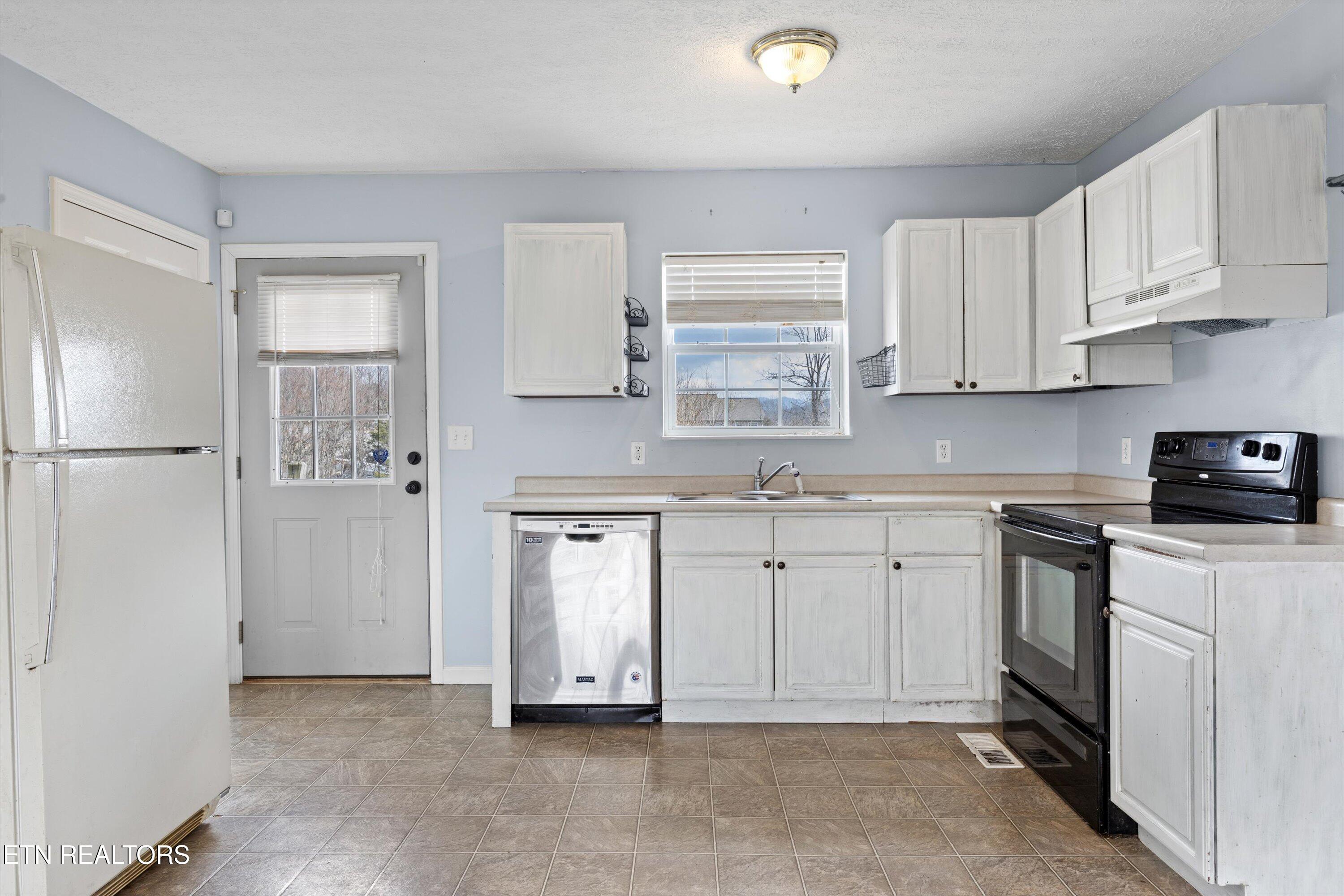 2422 Scenic Mountain Drive Sevierville TN 37876