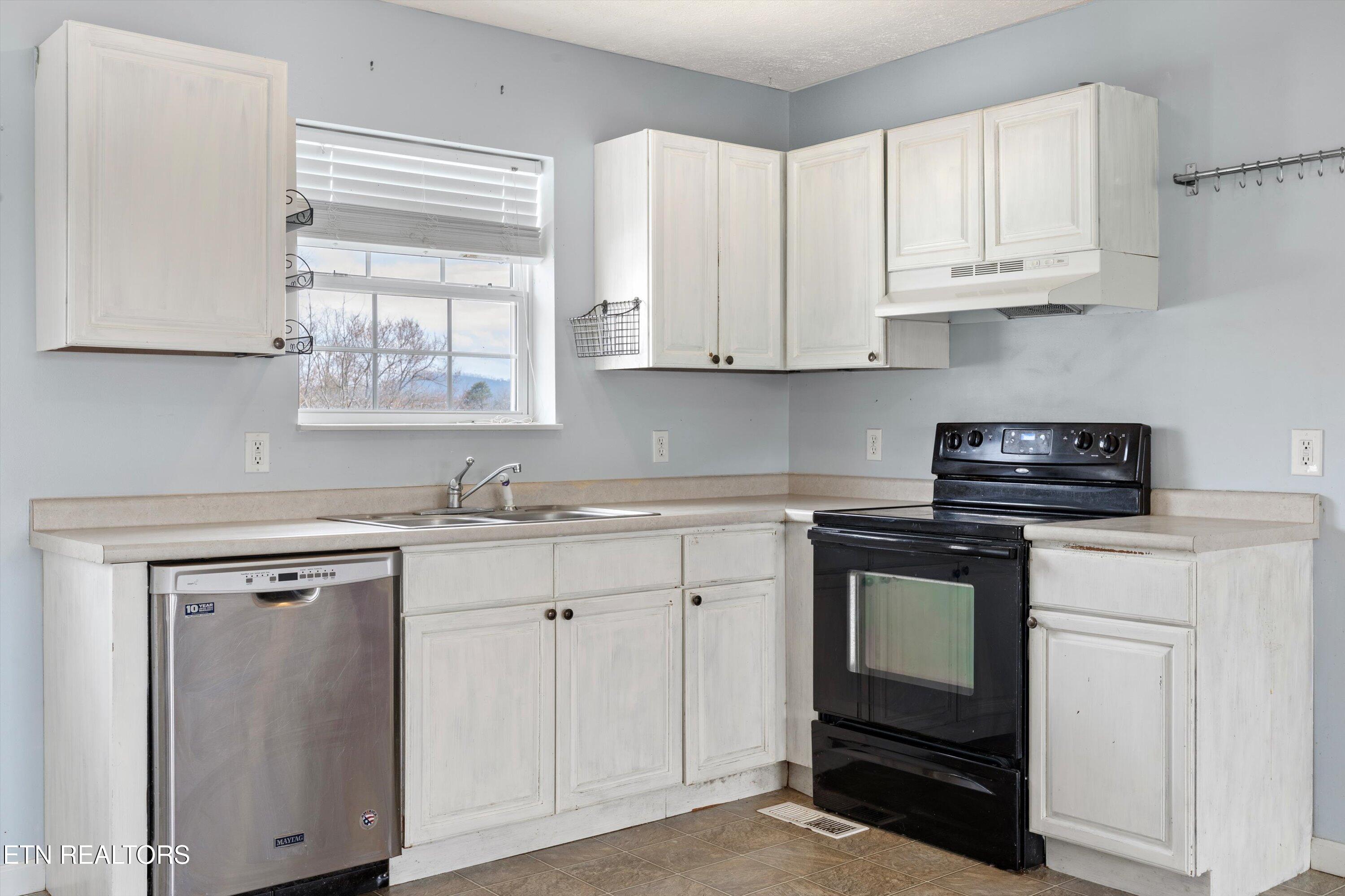 2422 Scenic Mountain Drive Sevierville TN 37876