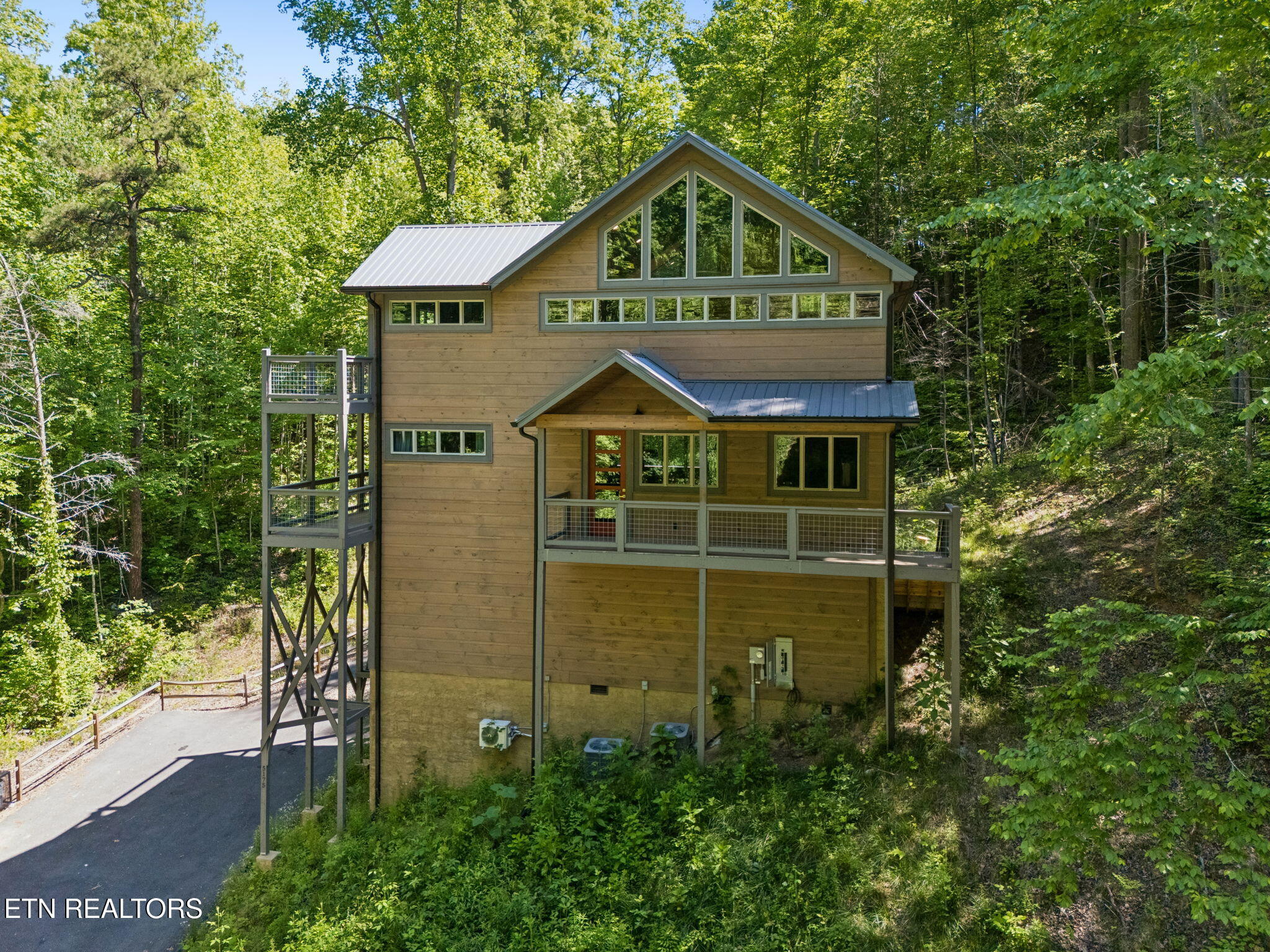 5175 Riversong Way Sevierville TN 37876
