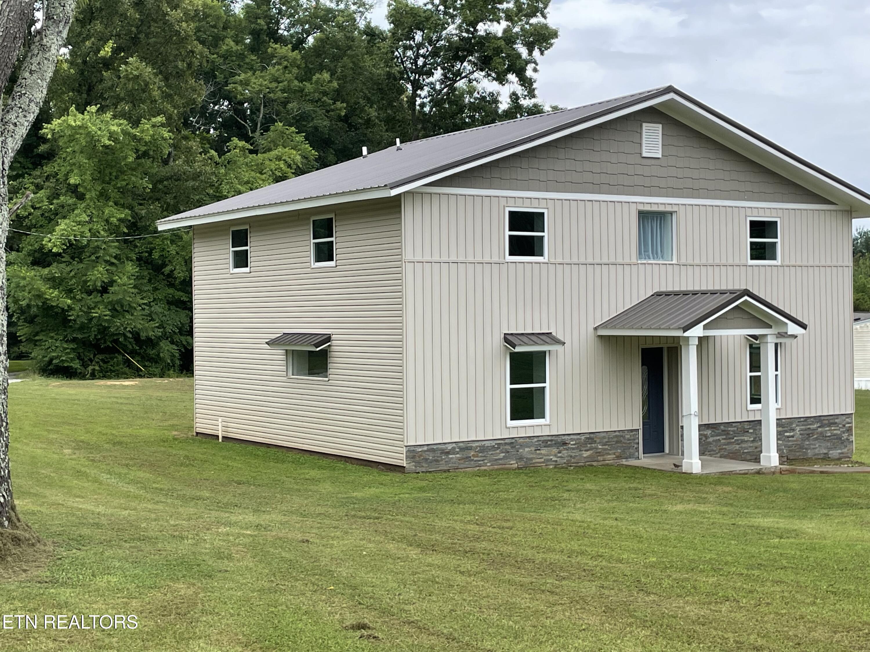 359 Community Drive Madisonville TN 37354