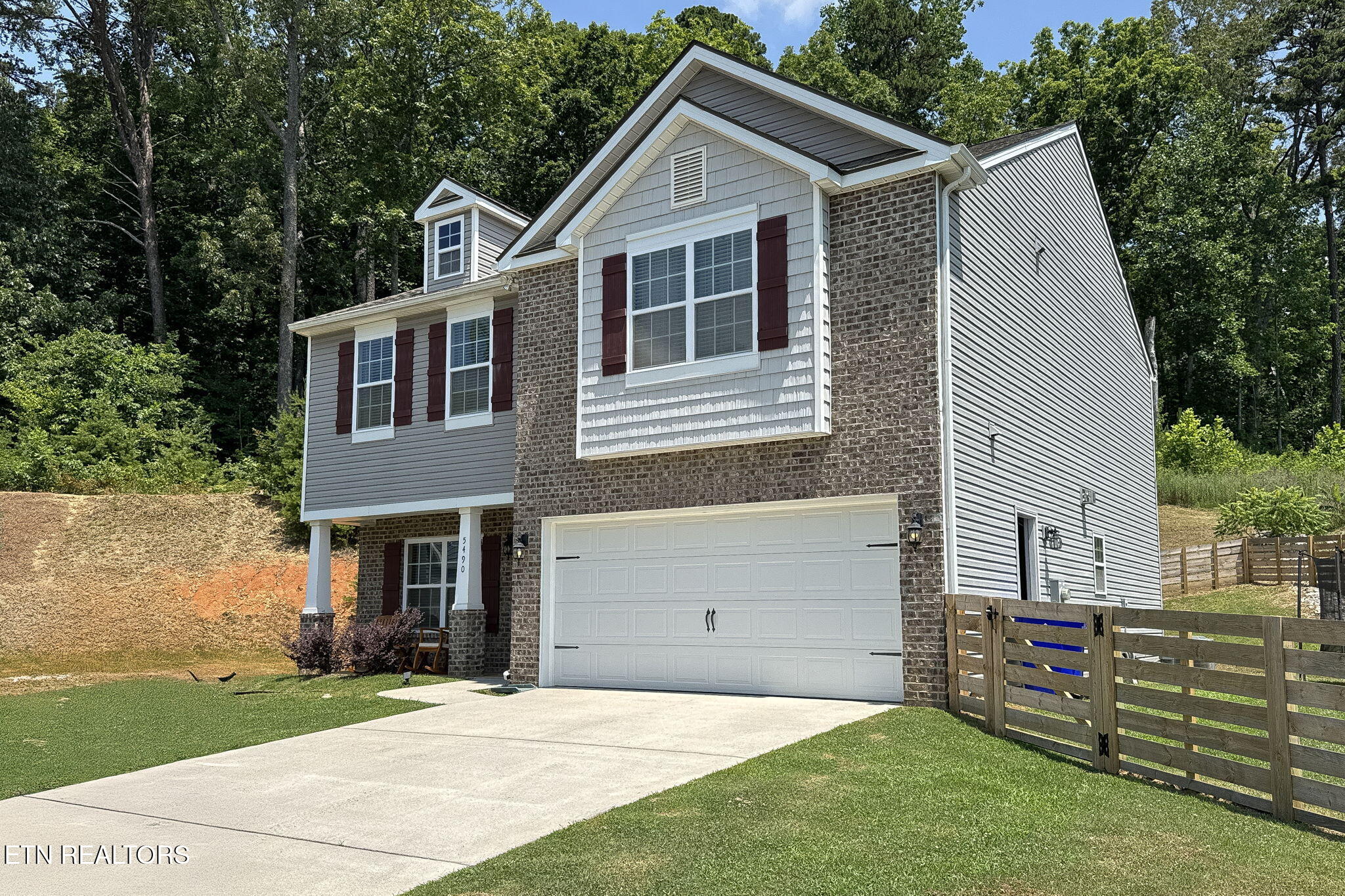 5490 Calvert Lane Knoxville TN 37918