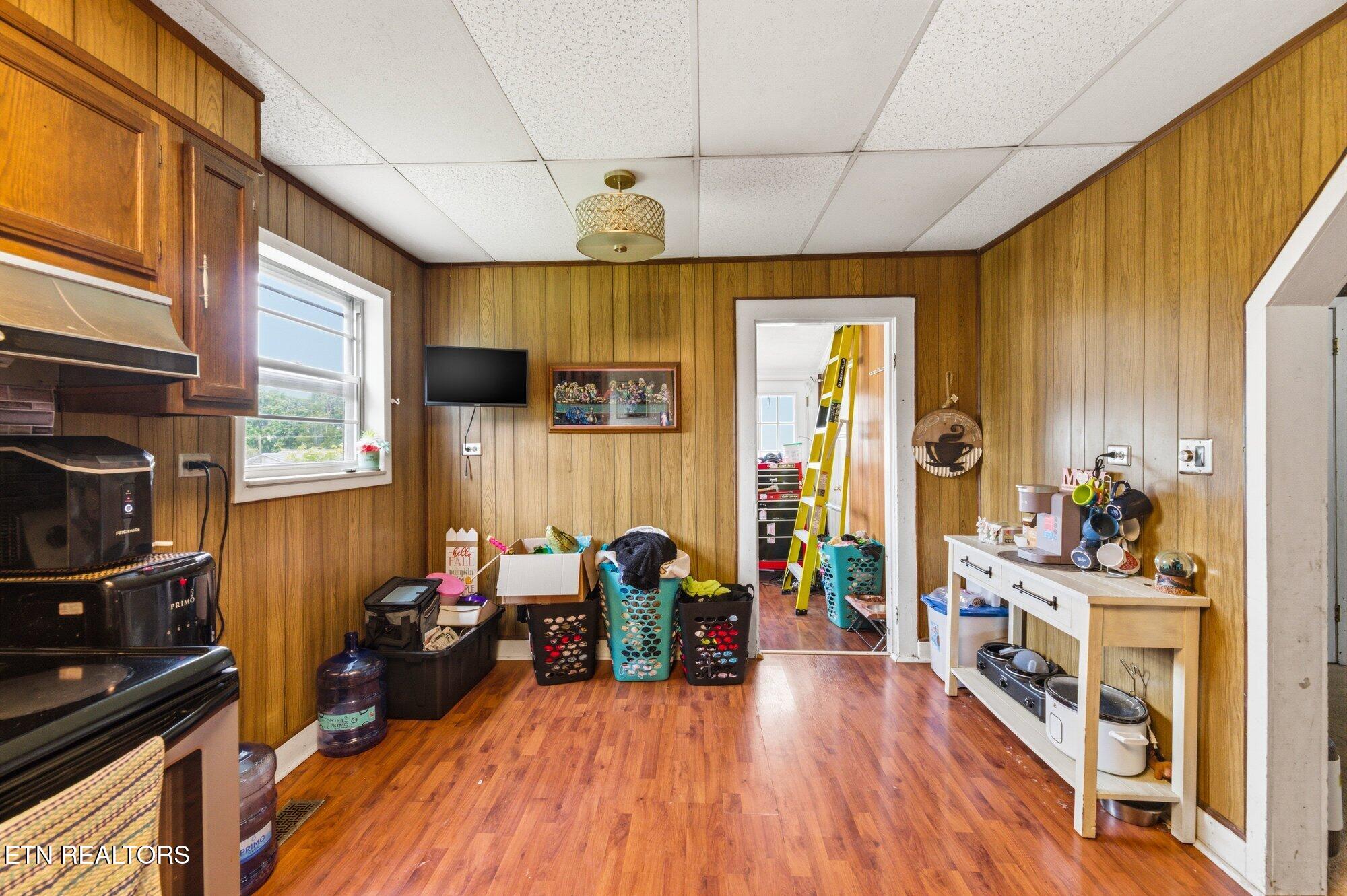 1002 Mccaslin Avenue Sweetwater TN 37874