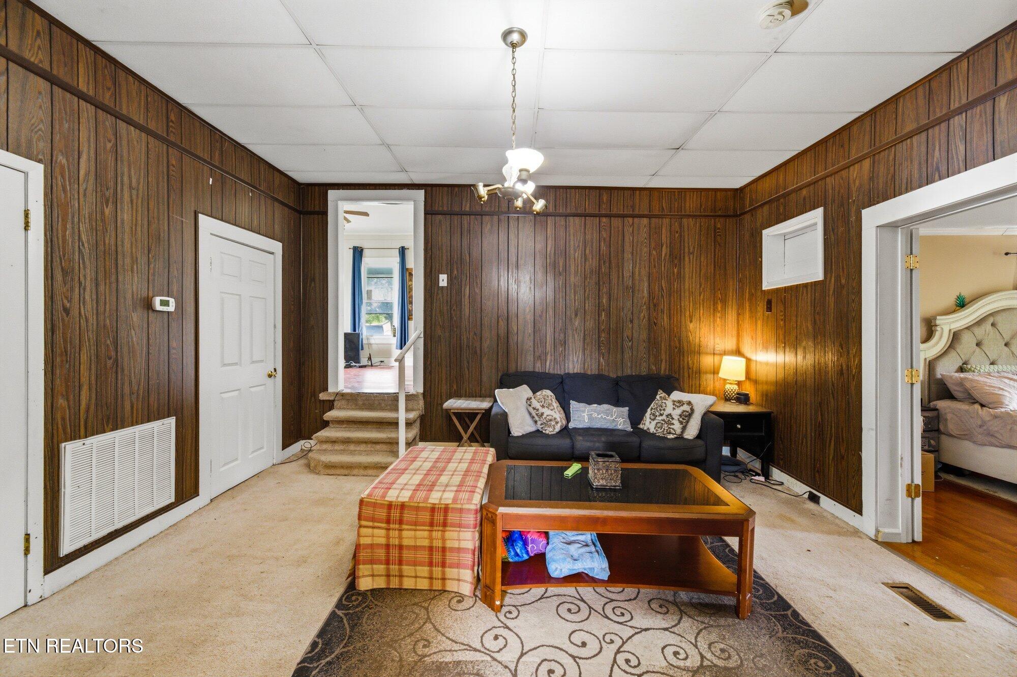 1002 Mccaslin Avenue Sweetwater TN 37874