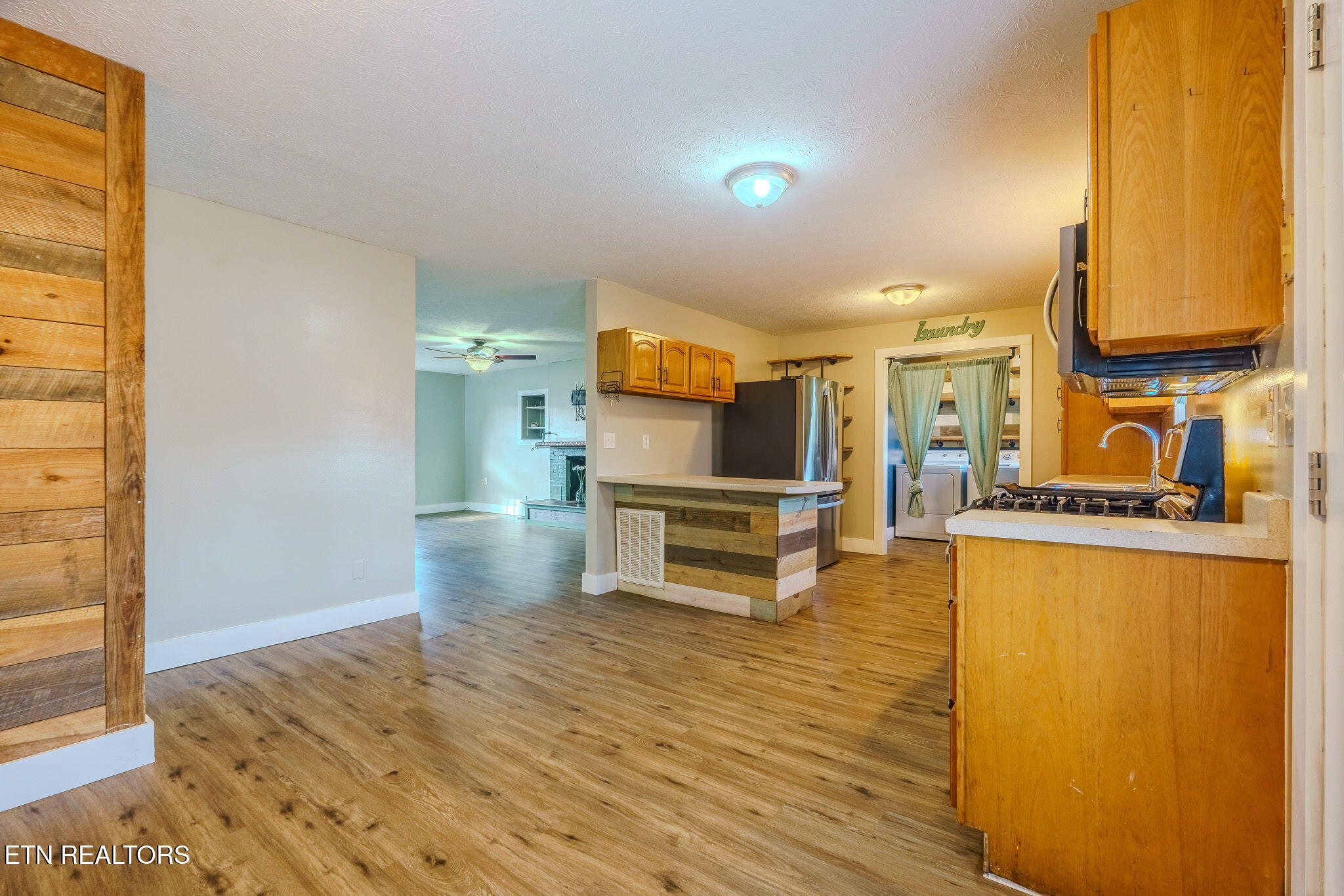 111 Rockwaller Lane Jacksboro TN 37757