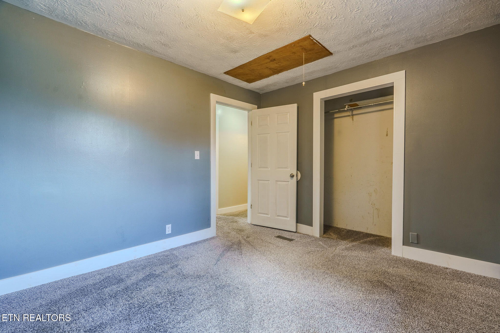 111 Rockwaller Lane Jacksboro TN 37757