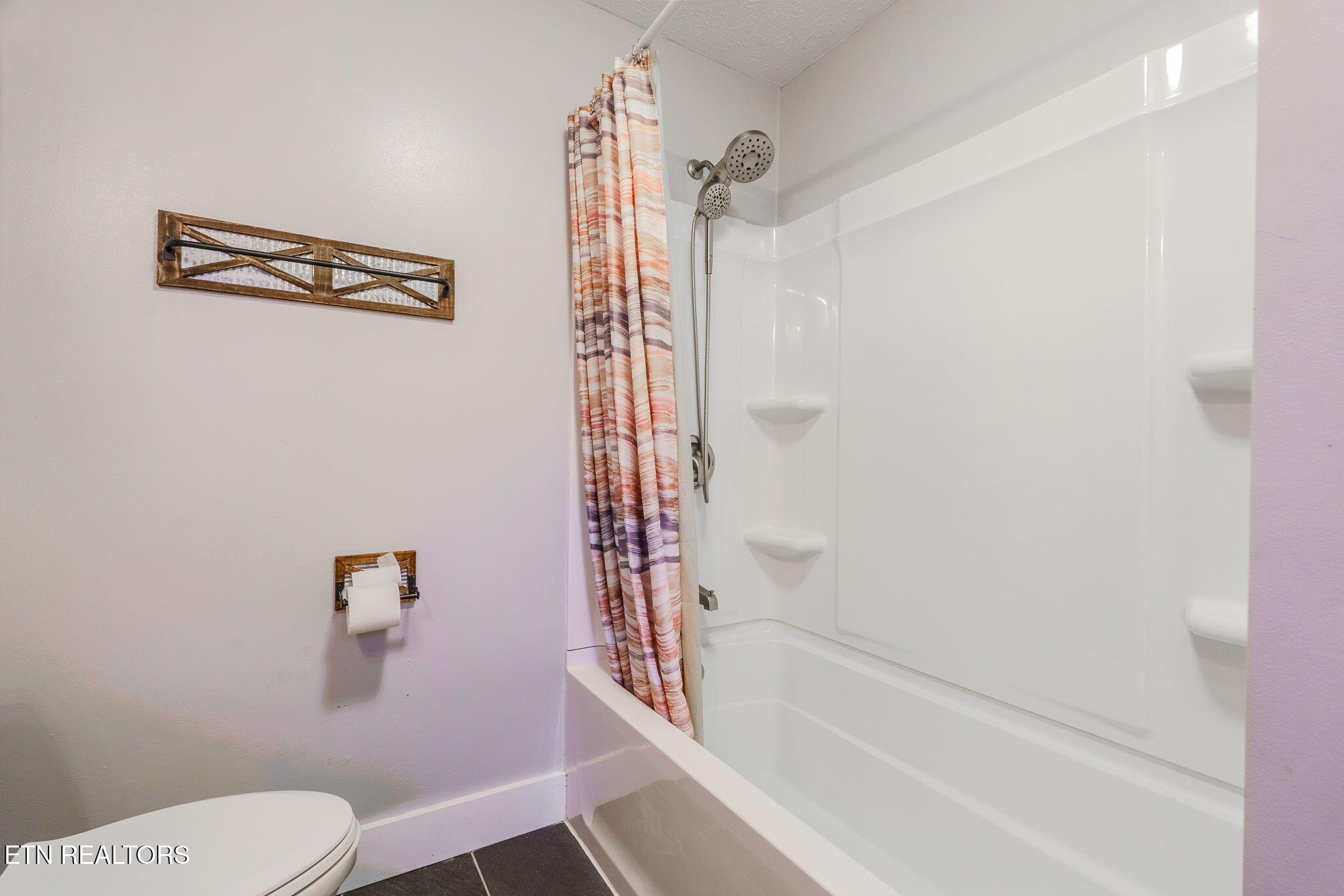 111 Rockwaller Lane Jacksboro TN 37757