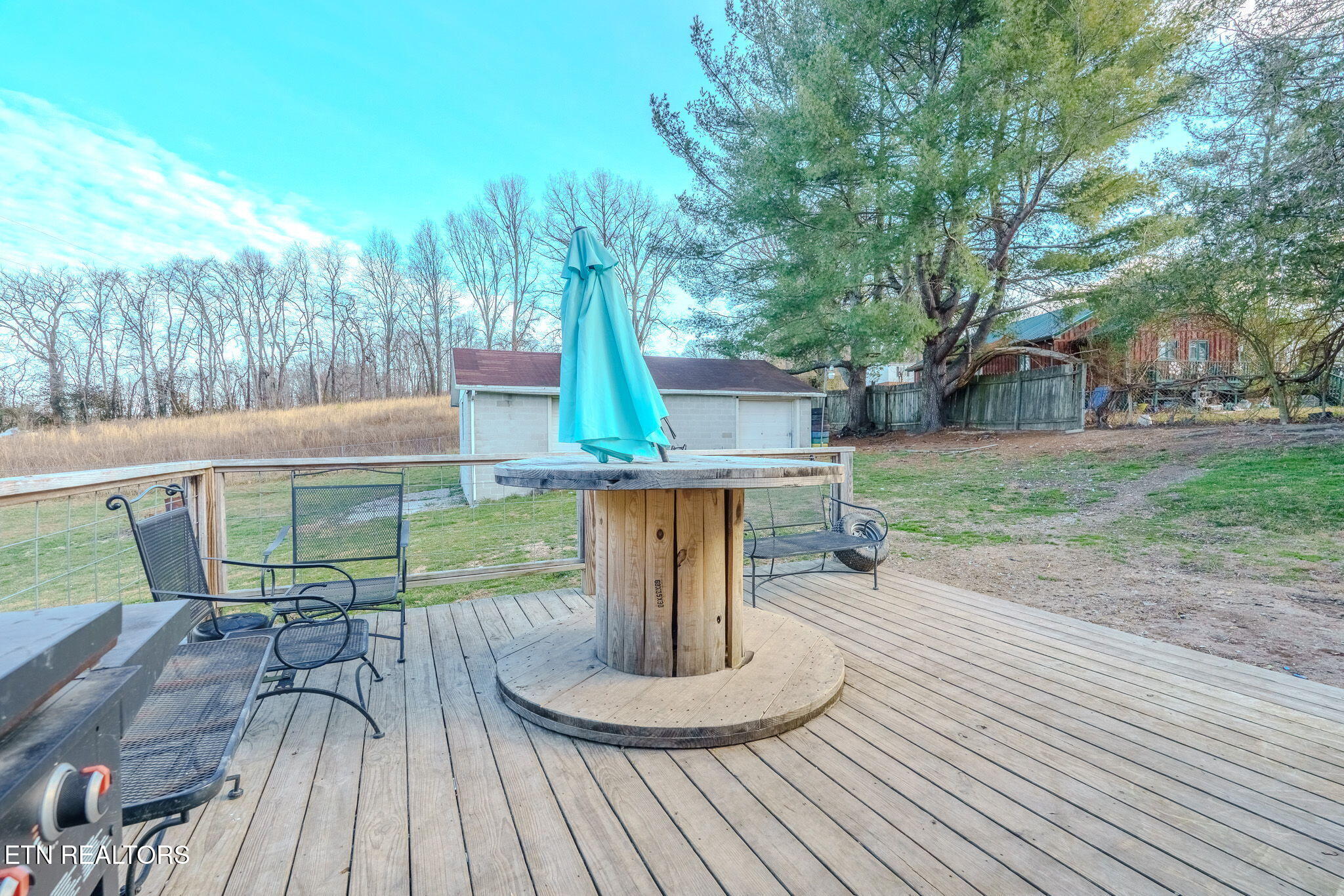 111 Rockwaller Lane Jacksboro TN 37757