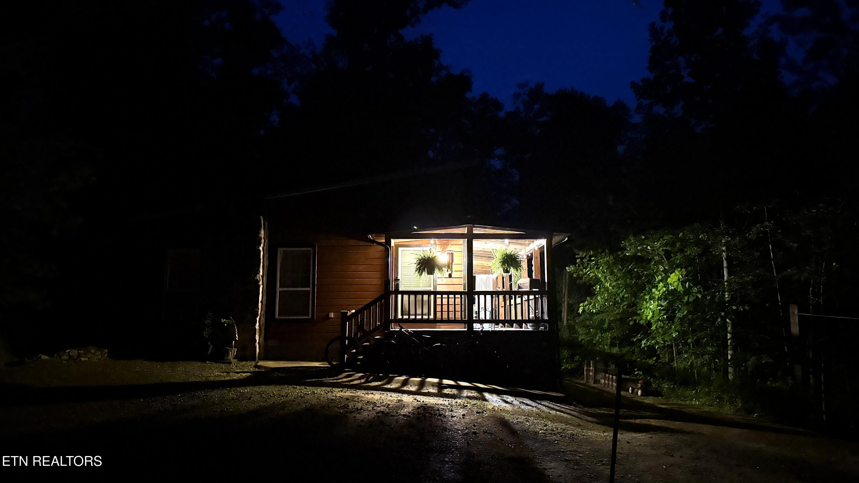 438 Country Square Road Newport TN 37821
