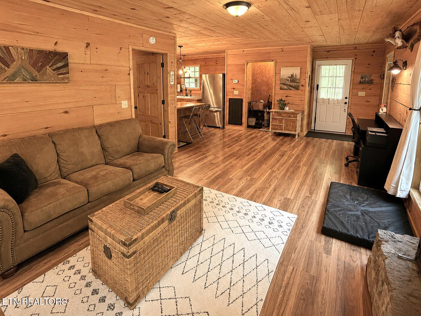 438 Country Square Road Newport TN 37821