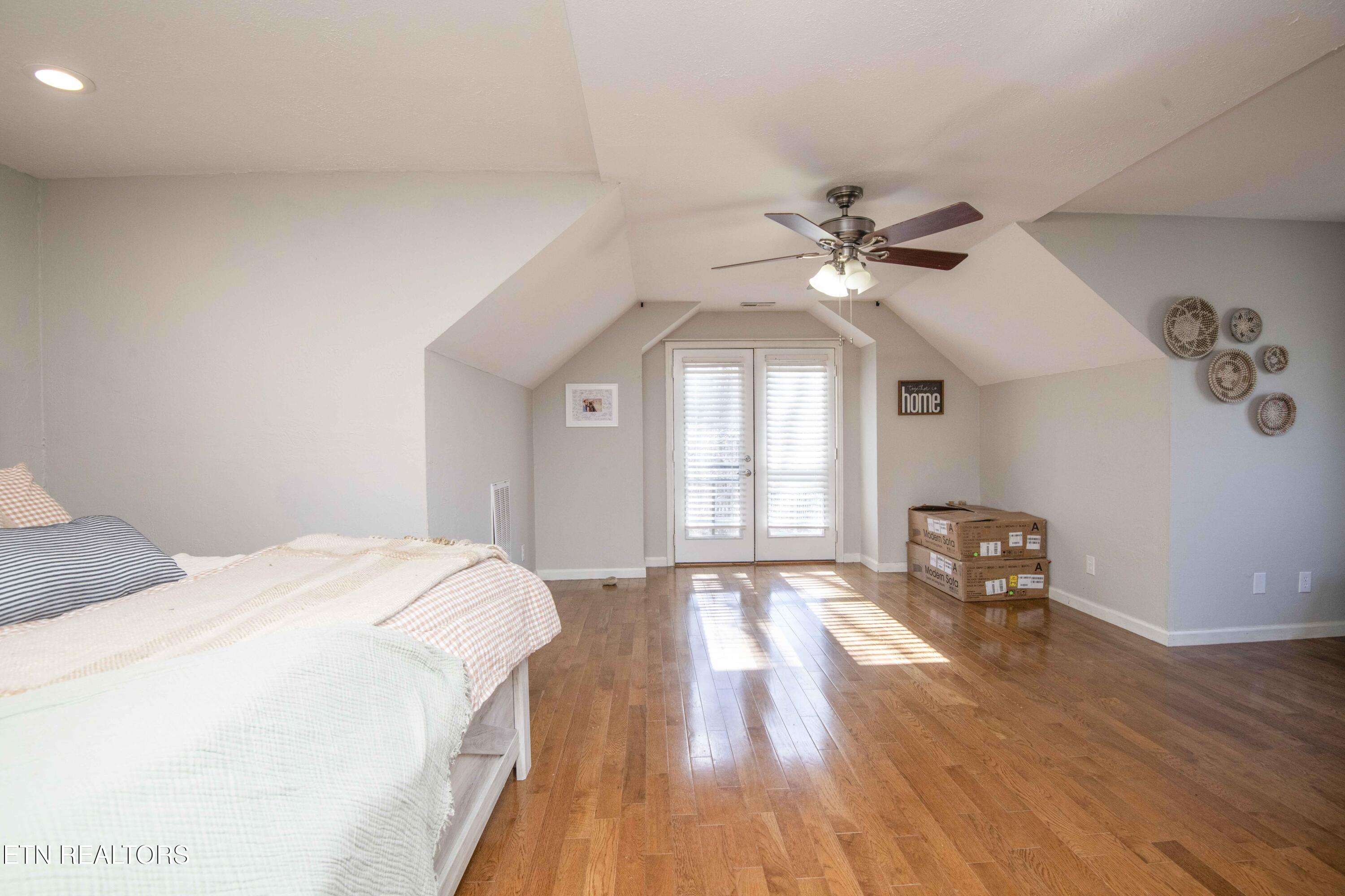 231 Mountain Lake Drive Rocky Top TN 37769