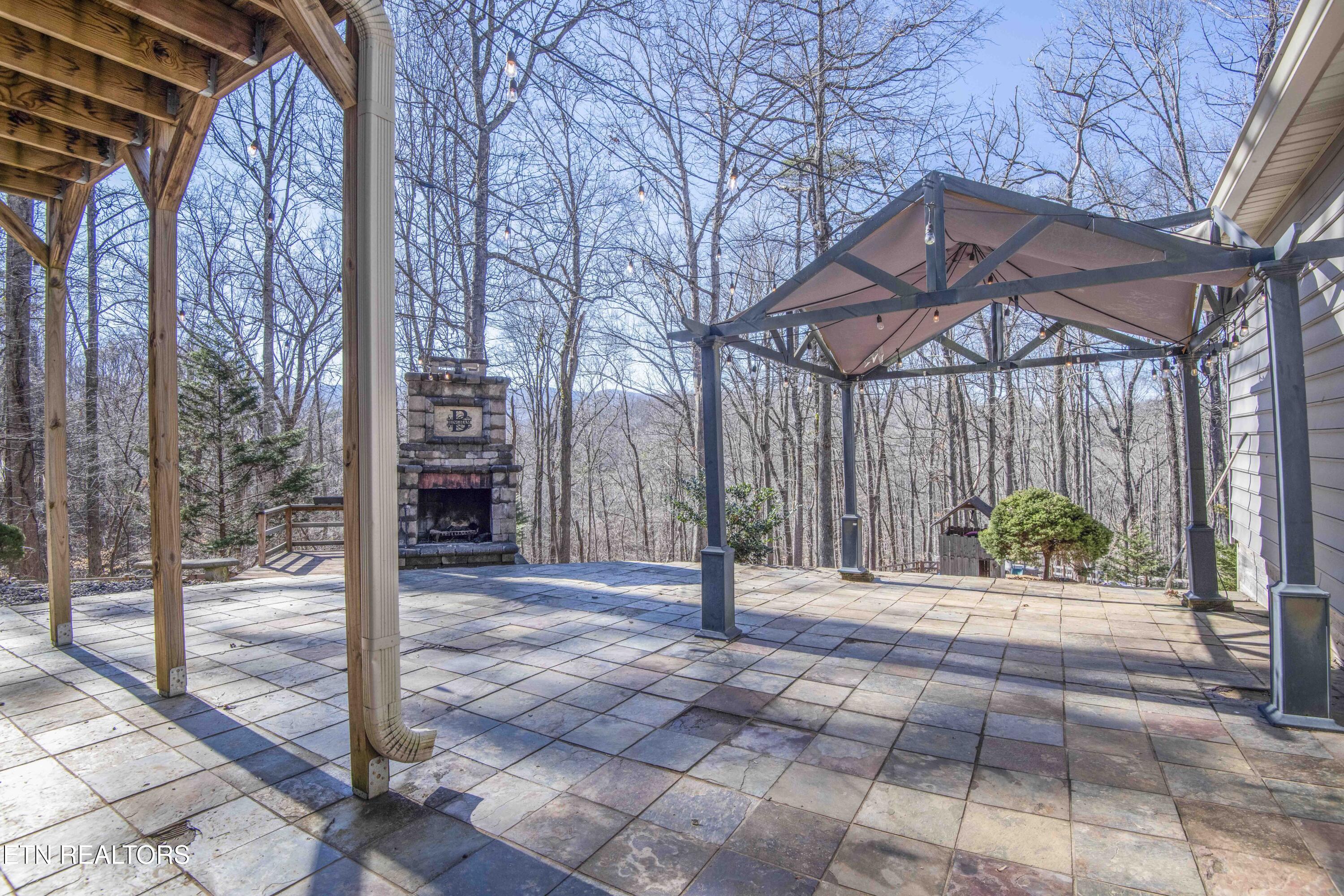 231 Mountain Lake Drive Rocky Top TN 37769