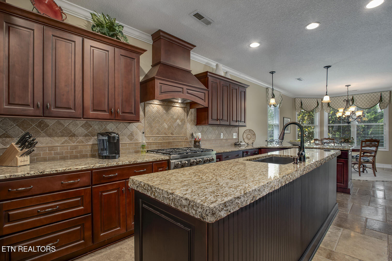 227 Kingbird Drive Vonore TN 37885