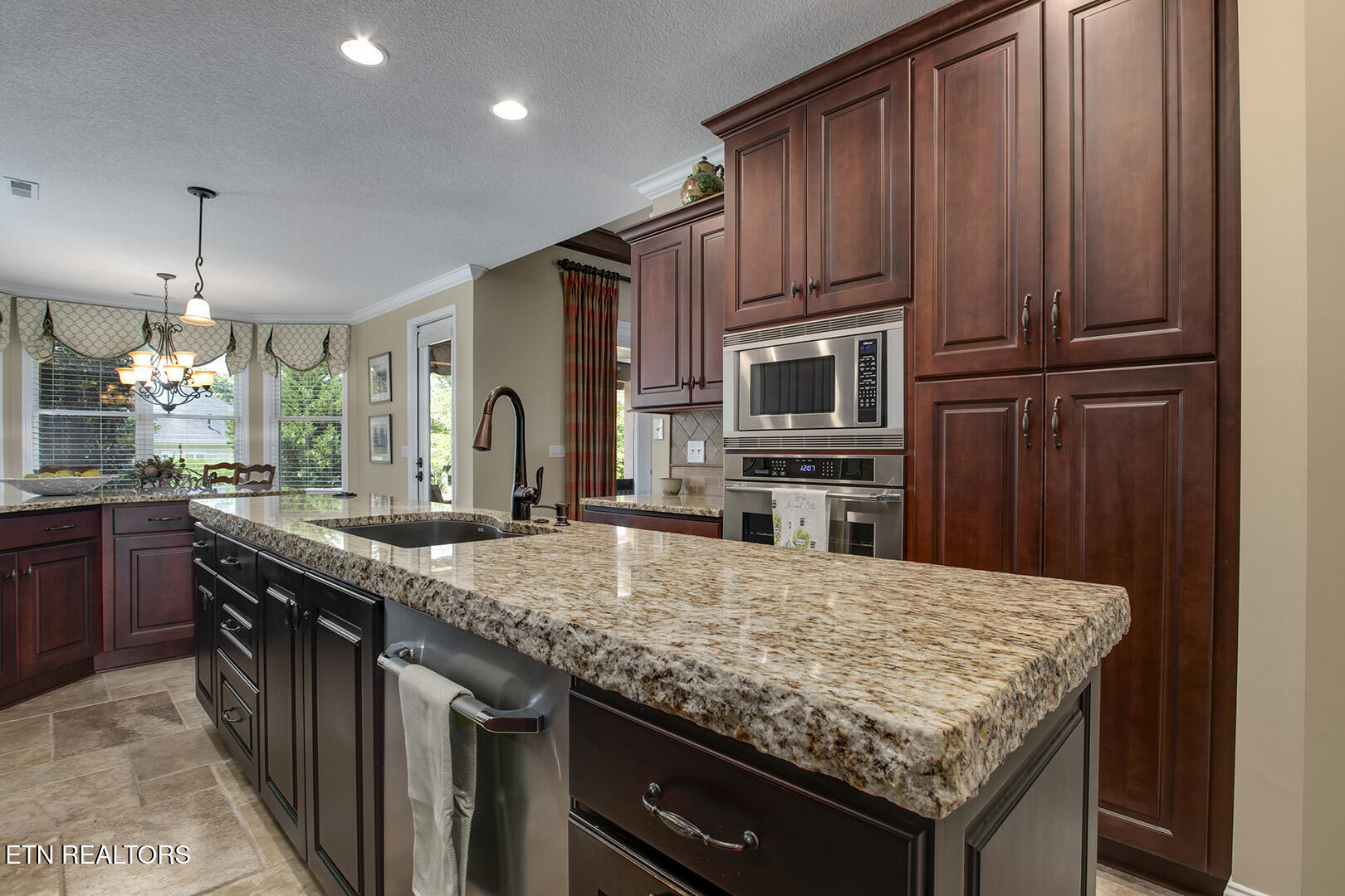 227 Kingbird Drive Vonore TN 37885