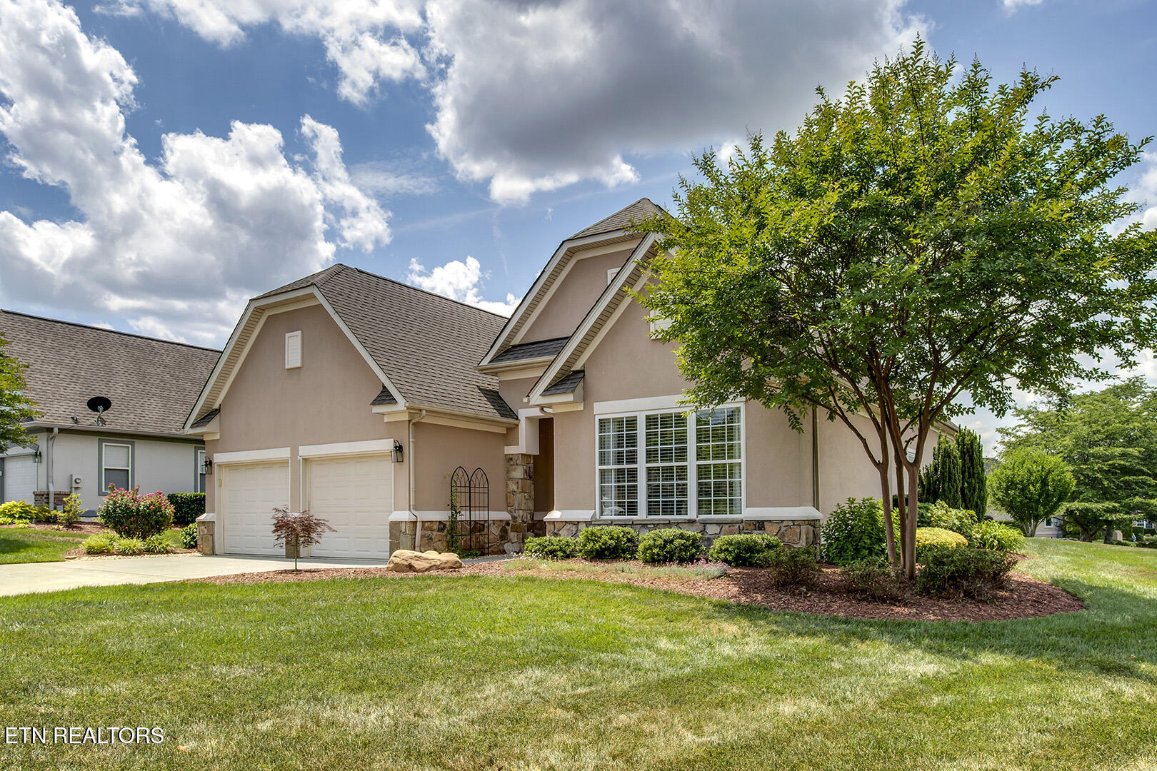 227 Kingbird Drive Vonore TN 37885