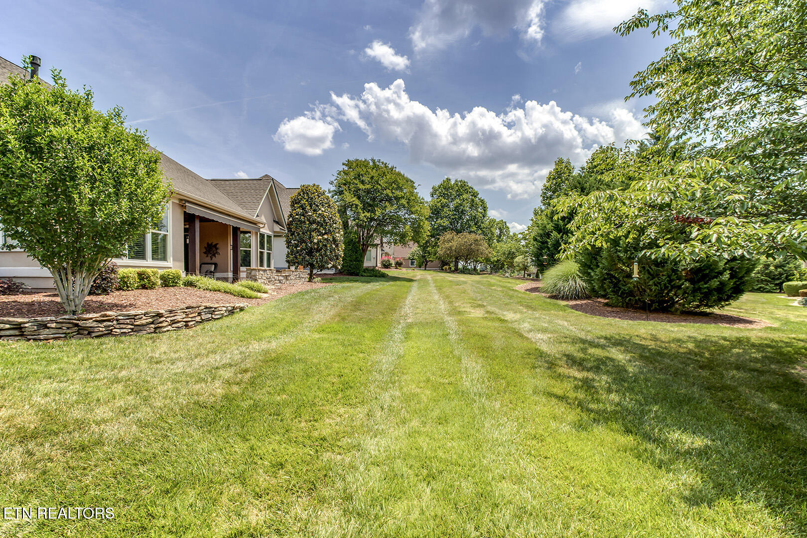 227 Kingbird Drive Vonore TN 37885