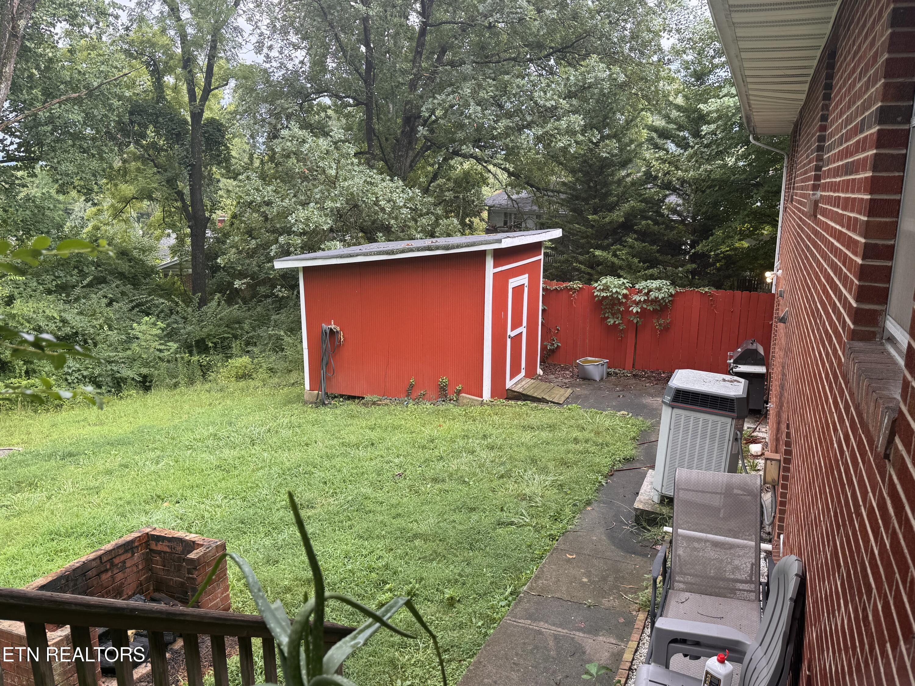118 Iona Circle Oak Ridge TN 37830