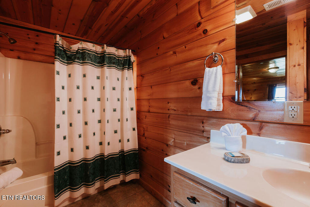769 Cartertown Road Gatlinburg TN 37738