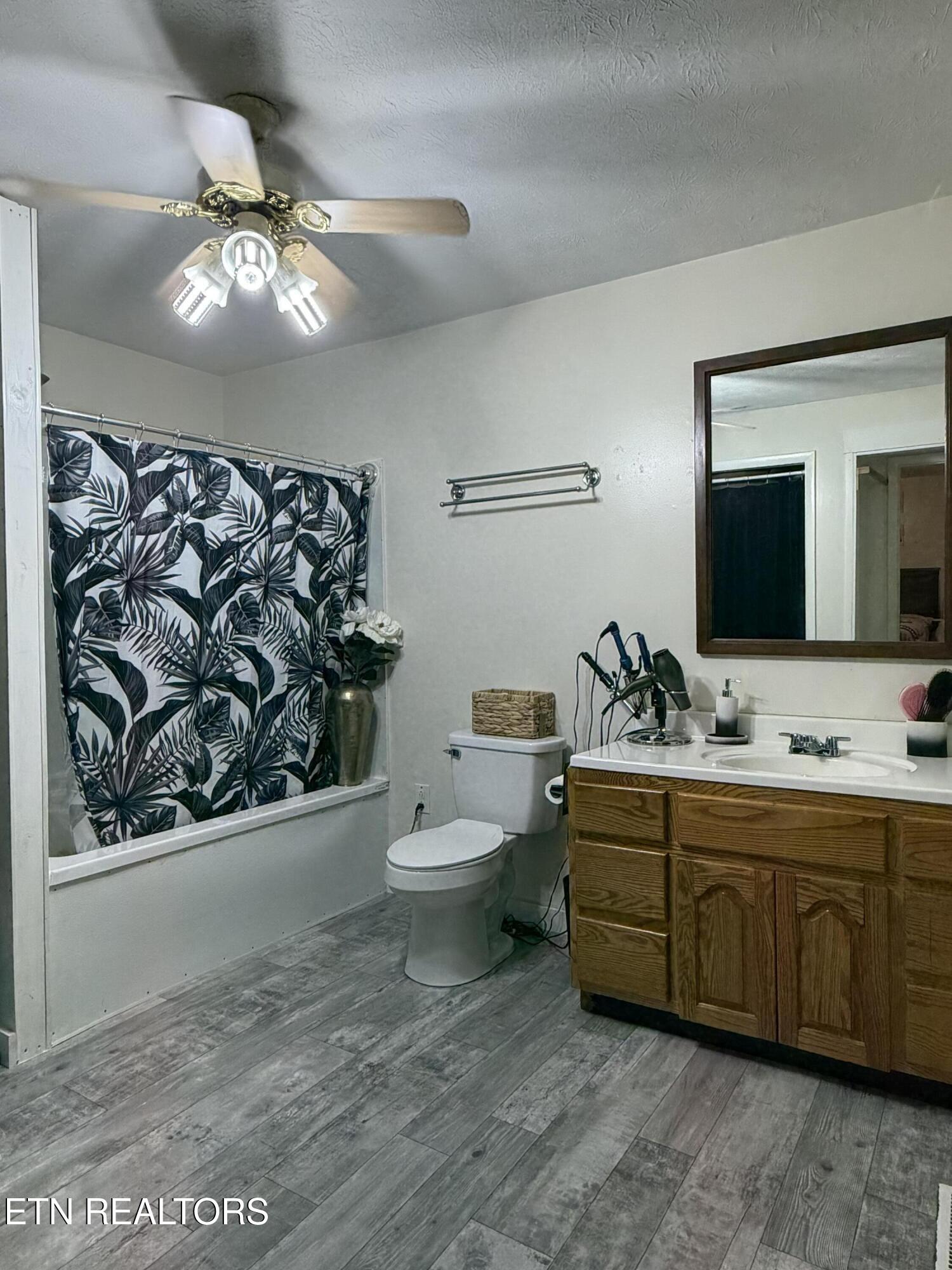 310 Hollifield Drive Jacksboro TN 37757