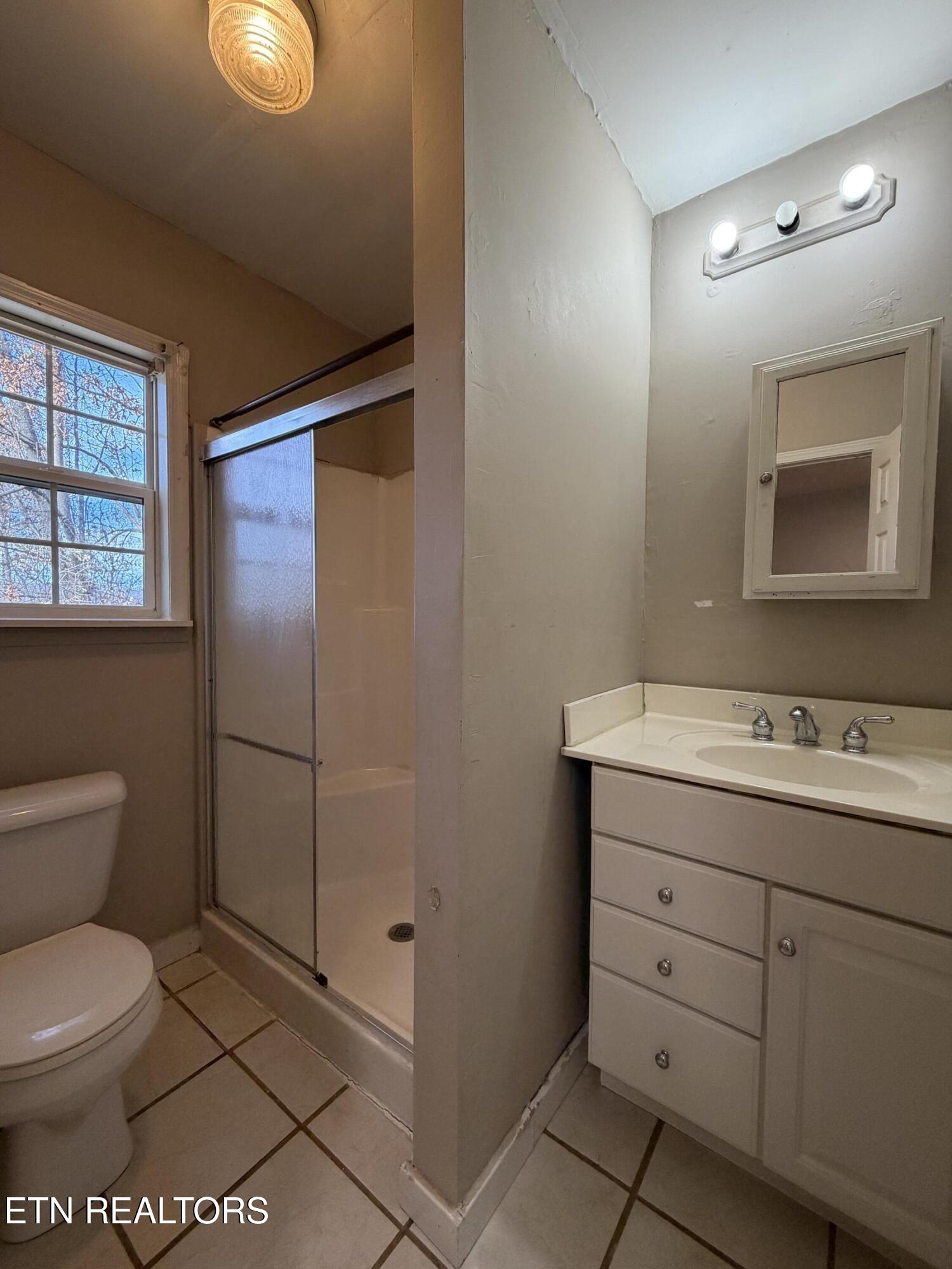 310 Hollifield Drive Jacksboro TN 37757