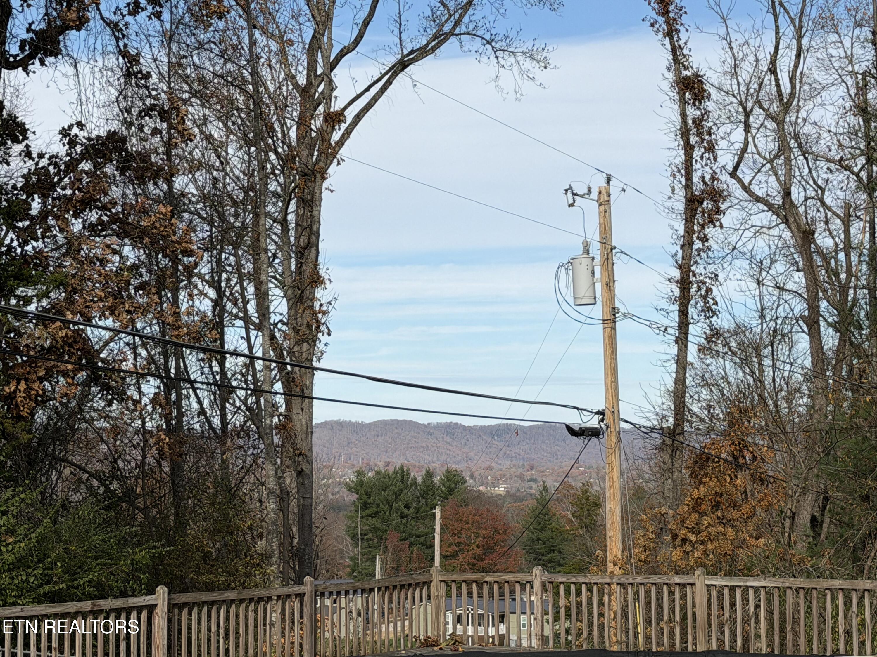 310 Hollifield Drive Jacksboro TN 37757