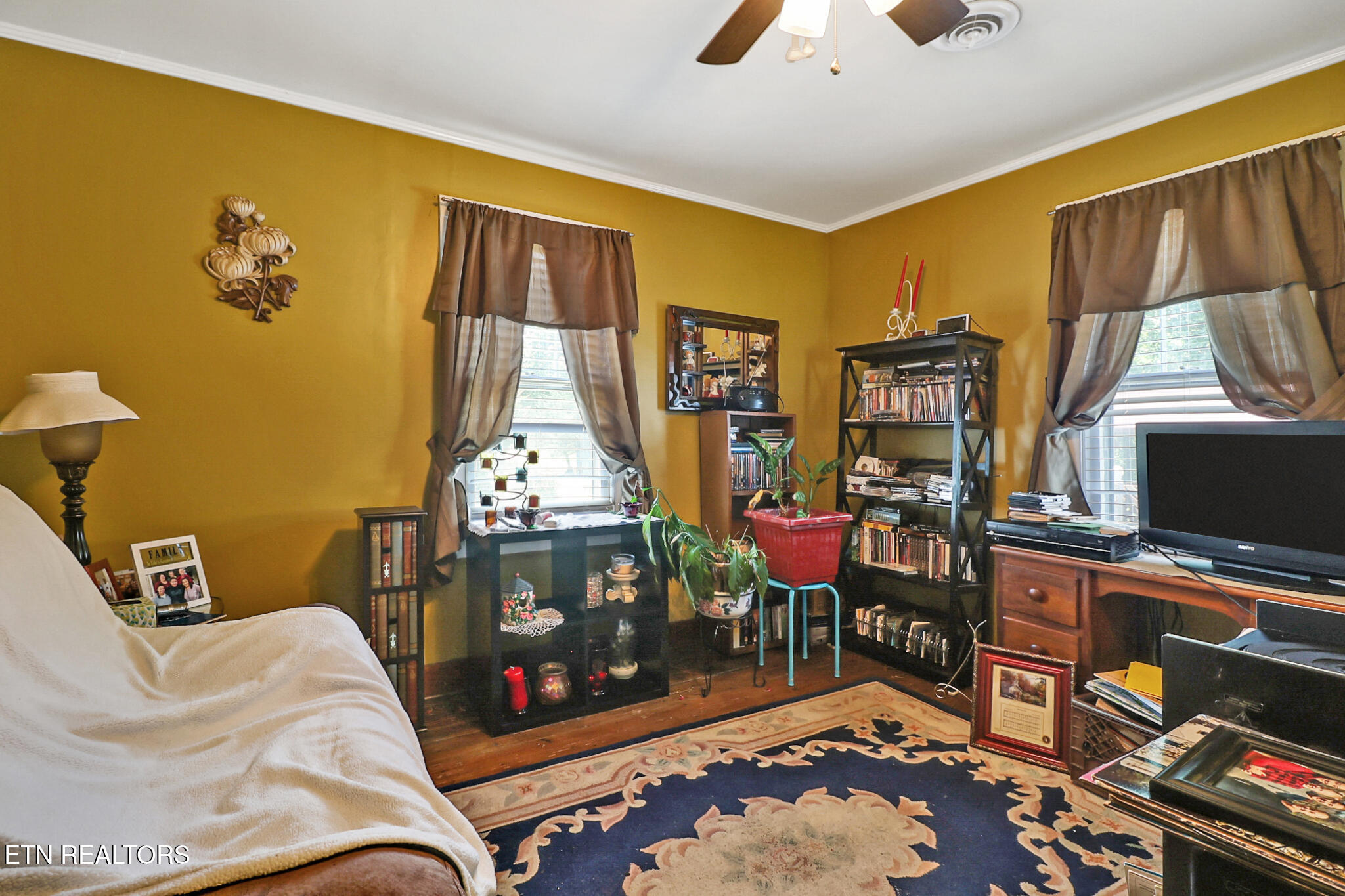211 Omega Street Harriman TN 37748