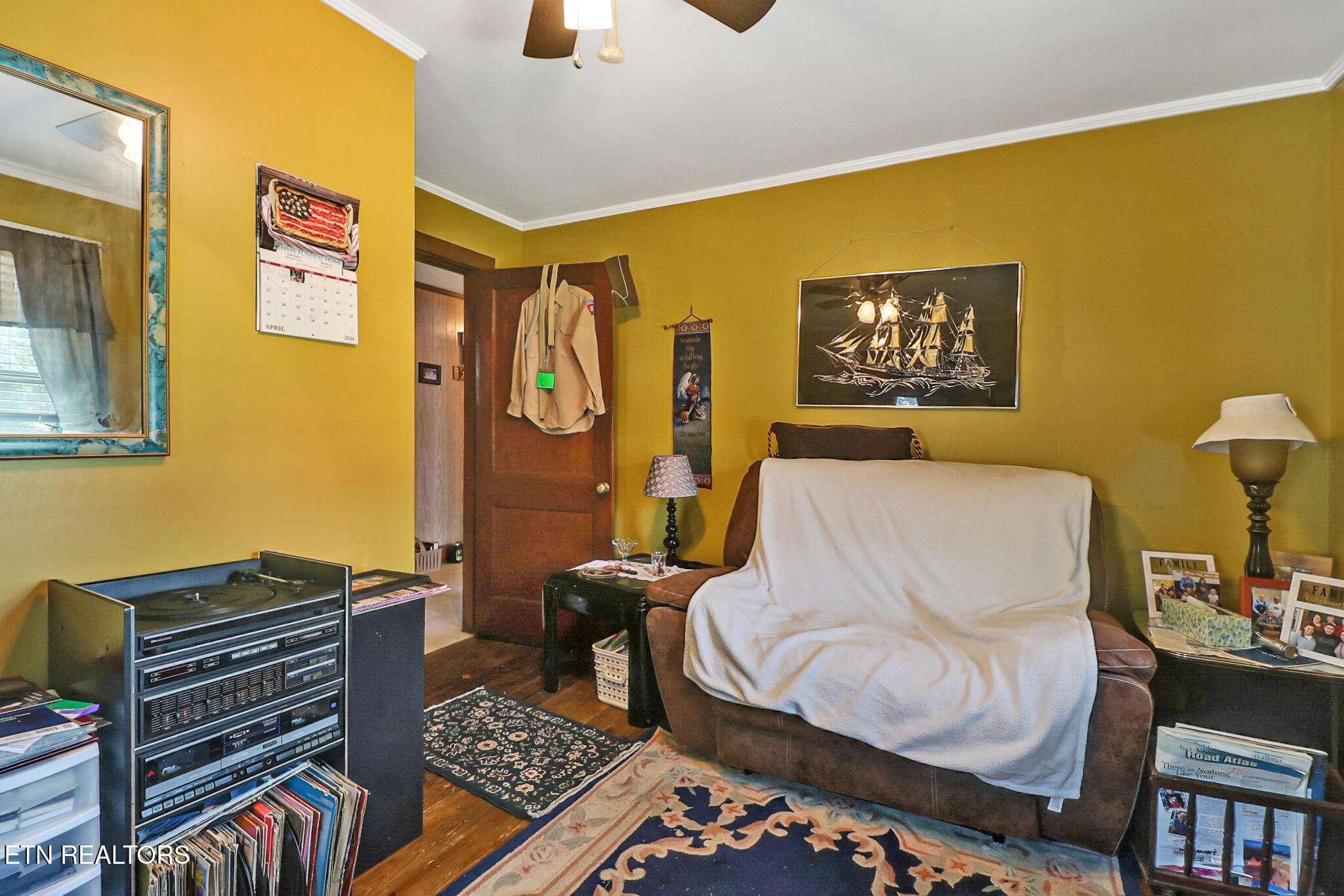 211 Omega Street Harriman TN 37748