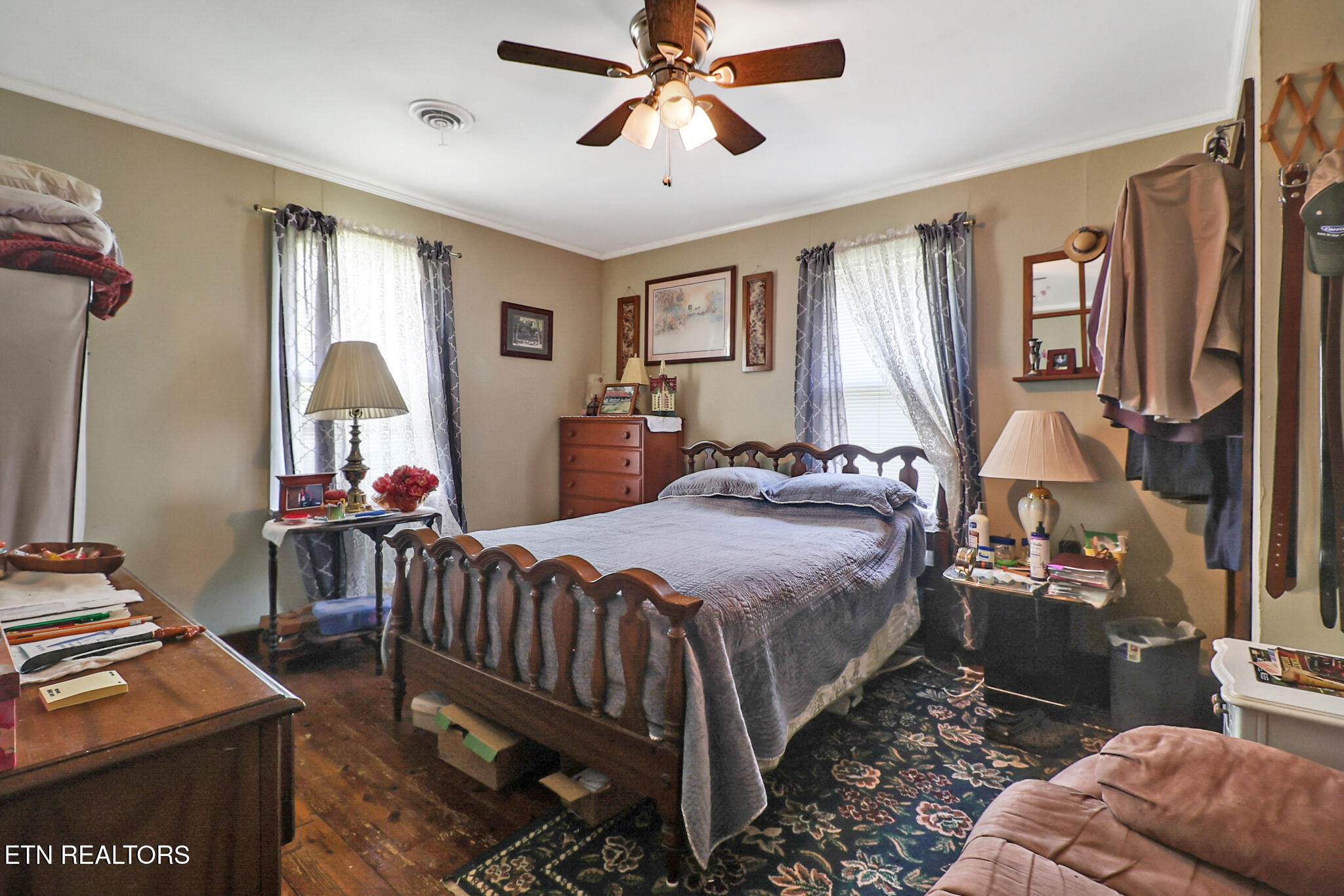 211 Omega Street Harriman TN 37748