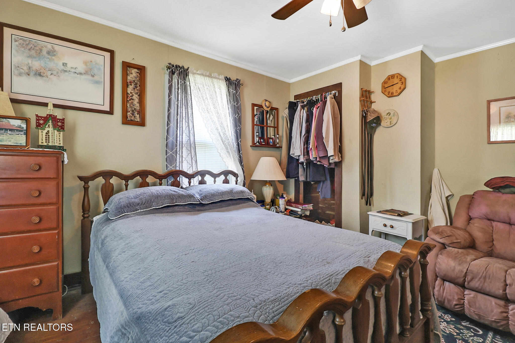 211 Omega Street Harriman TN 37748