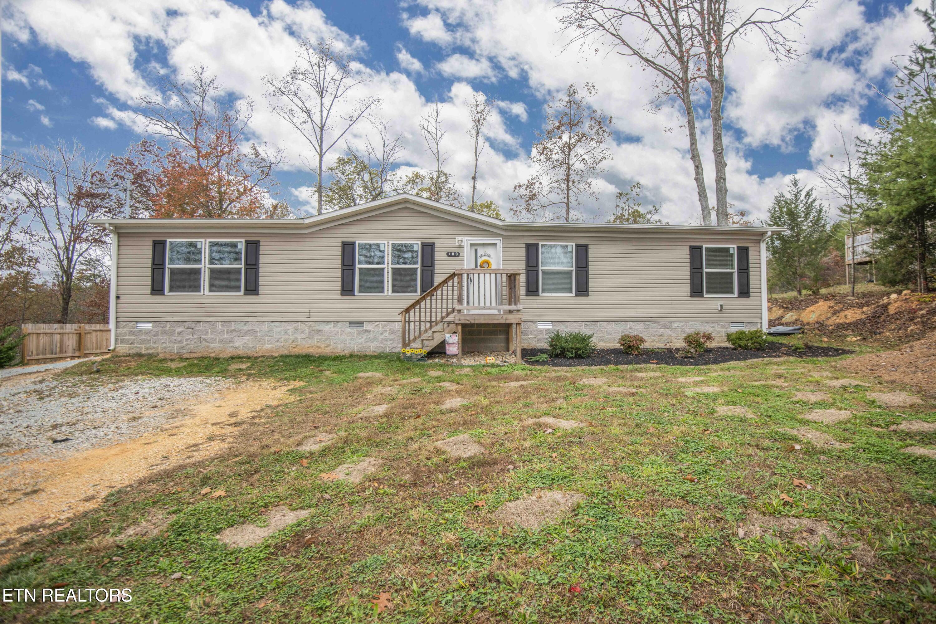 109 Winding Trail Harriman TN 37748