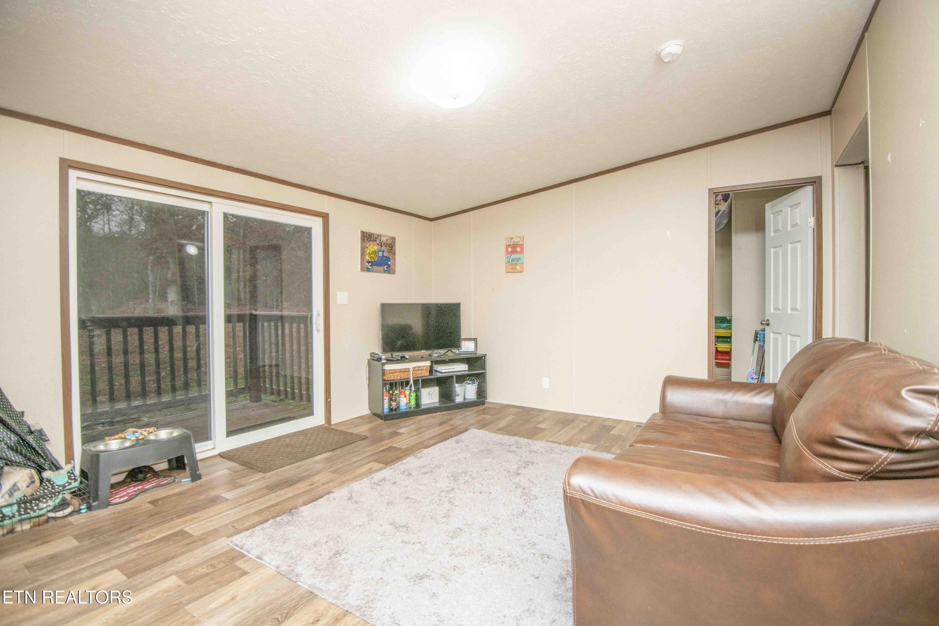 109 Winding Trail Harriman TN 37748