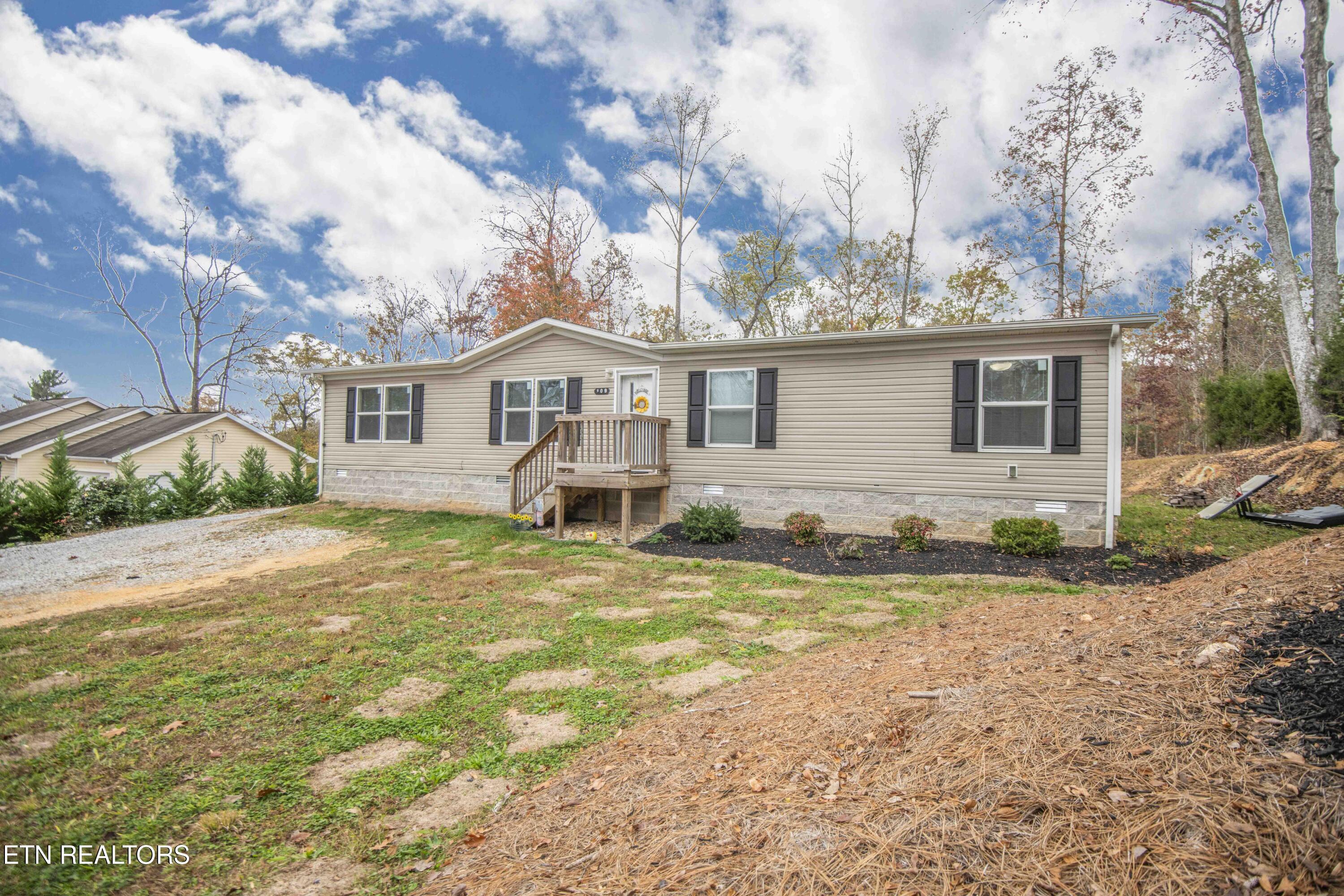 109 Winding Trail Harriman TN 37748