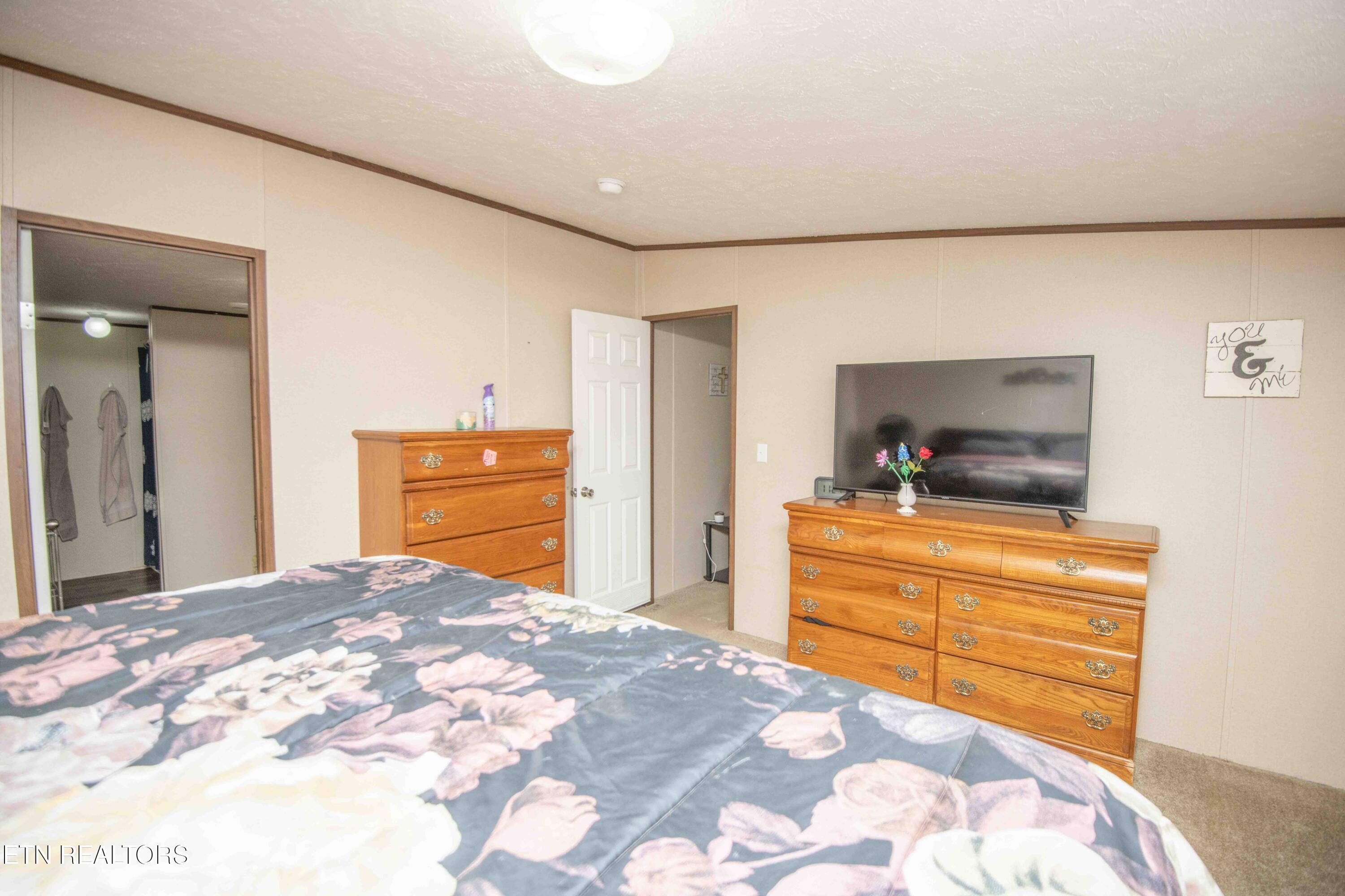 109 Winding Trail Harriman TN 37748