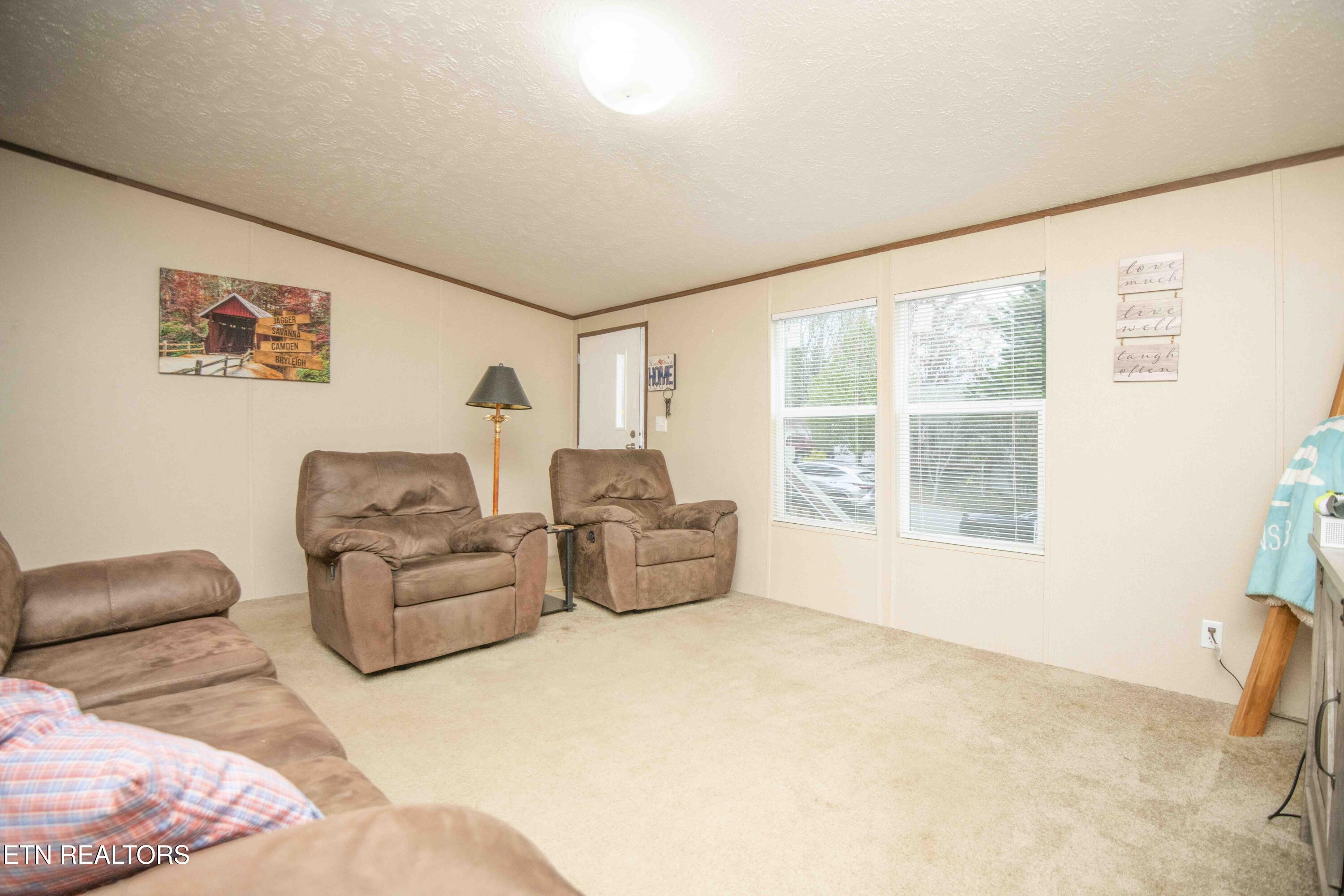 109 Winding Trail Harriman TN 37748