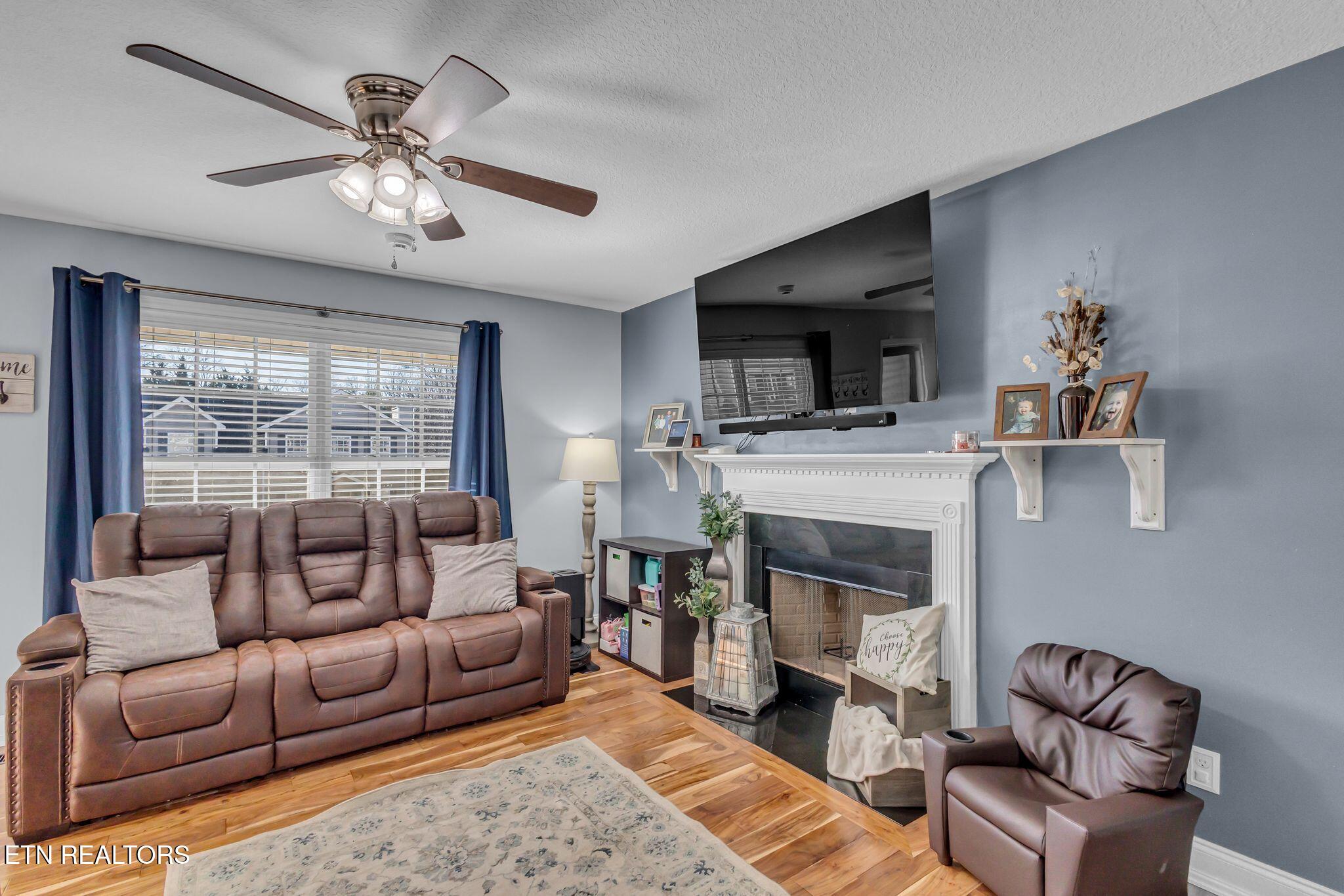 4929 Falling Star Lane Powell TN 37849