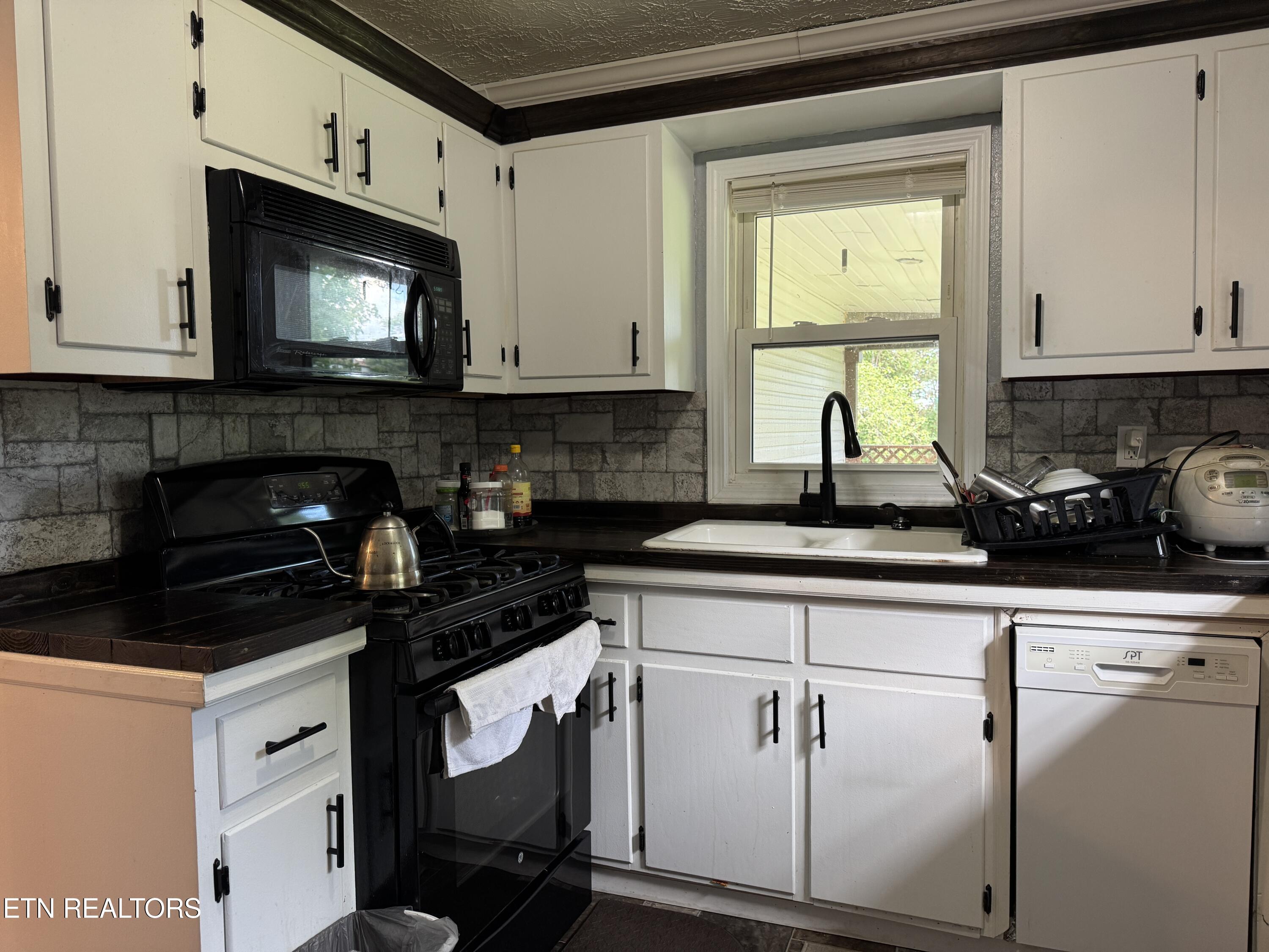 314 & 316 Wheeler Avenue Jamestown TN 38556