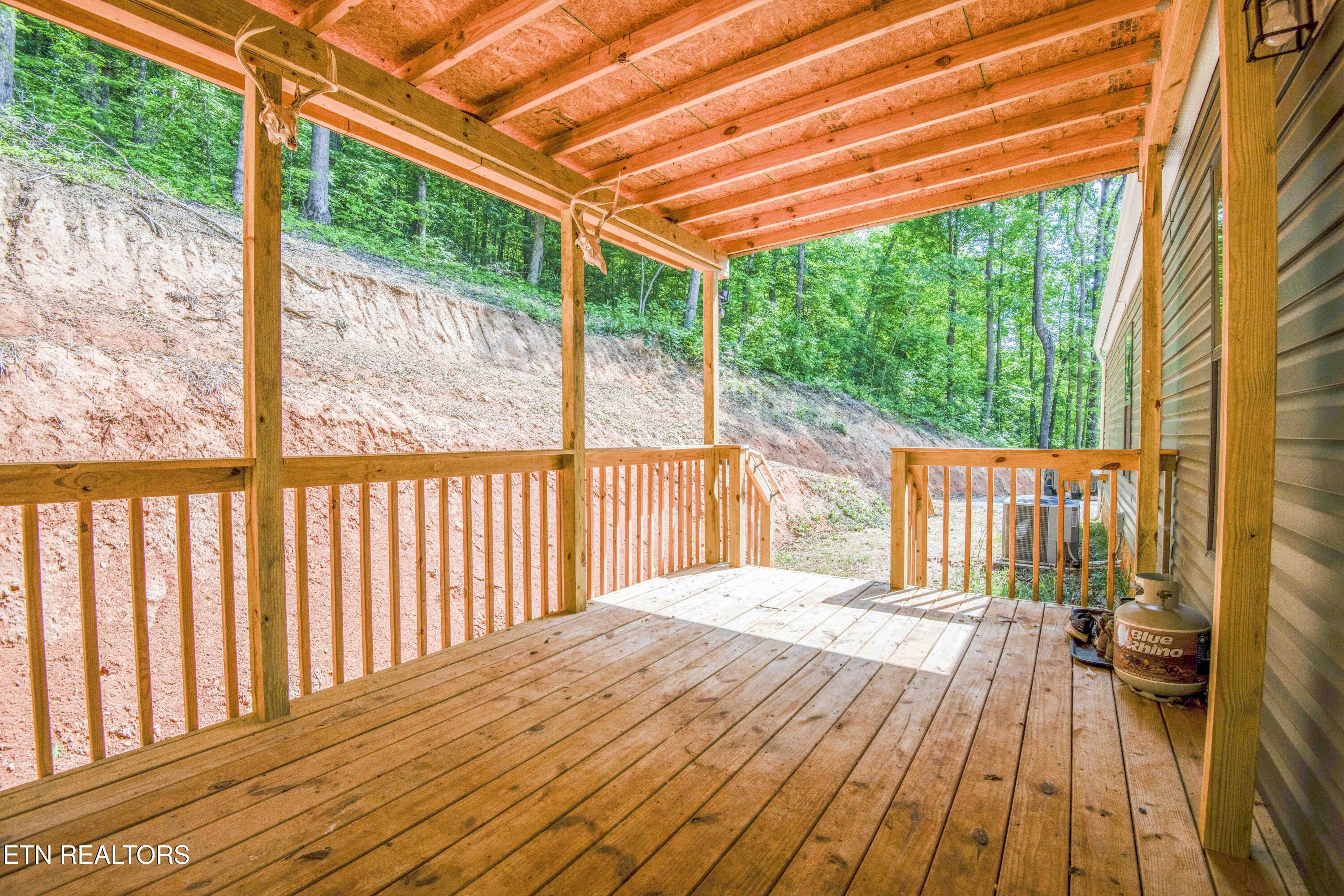 237 Johnson Valley Road Philadelphia TN 37846