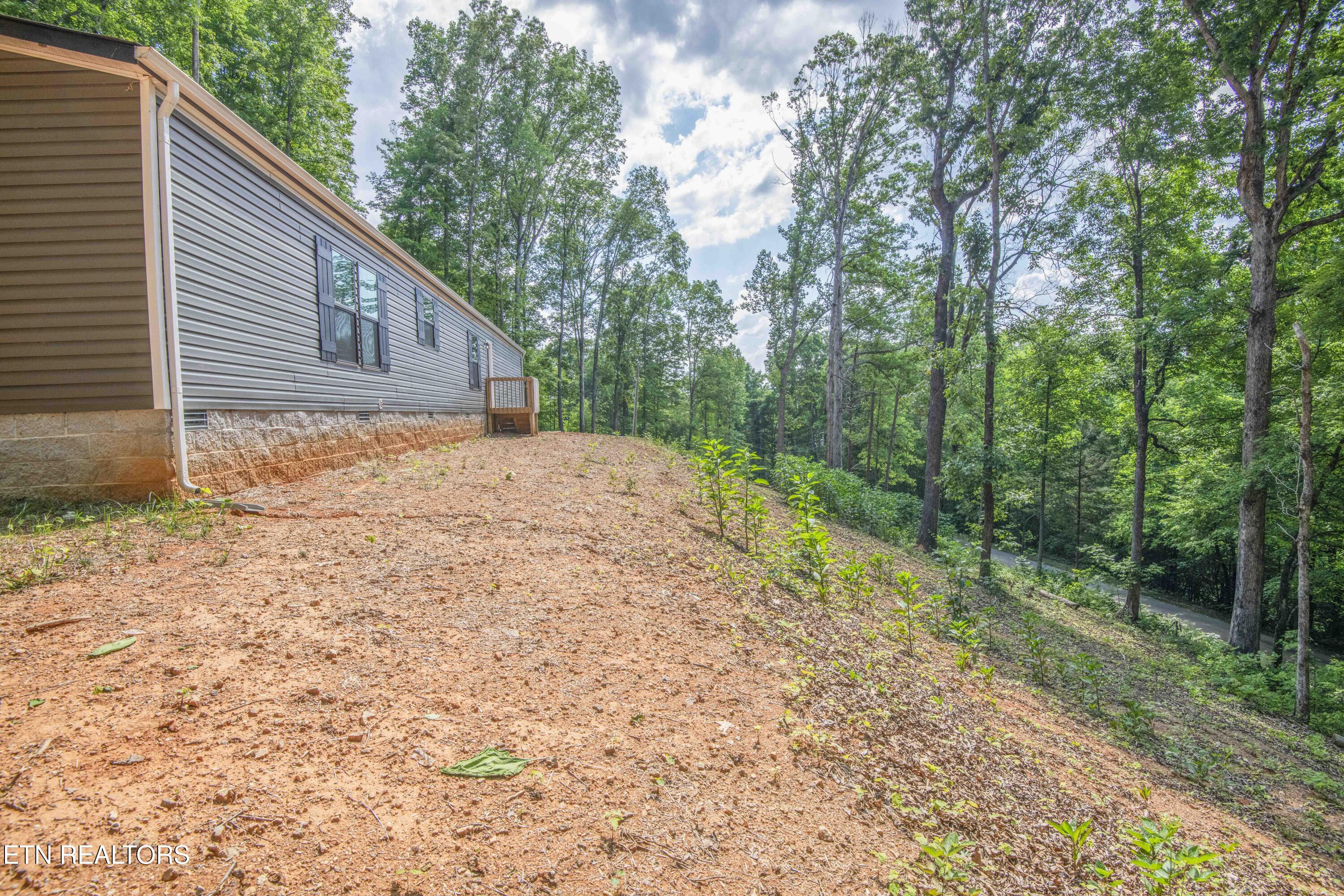 237 Johnson Valley Road Philadelphia TN 37846