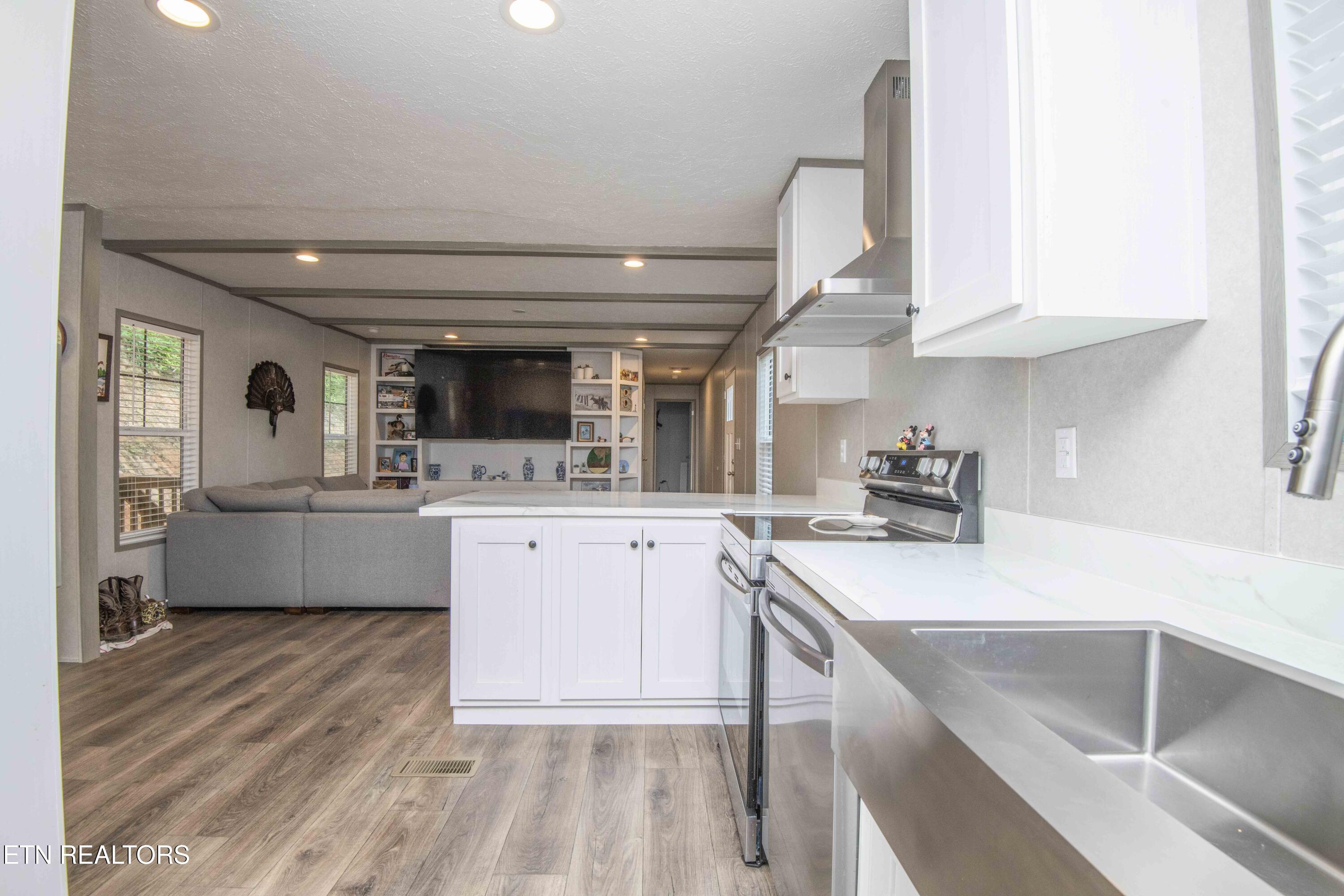 237 Johnson Valley Road Philadelphia TN 37846