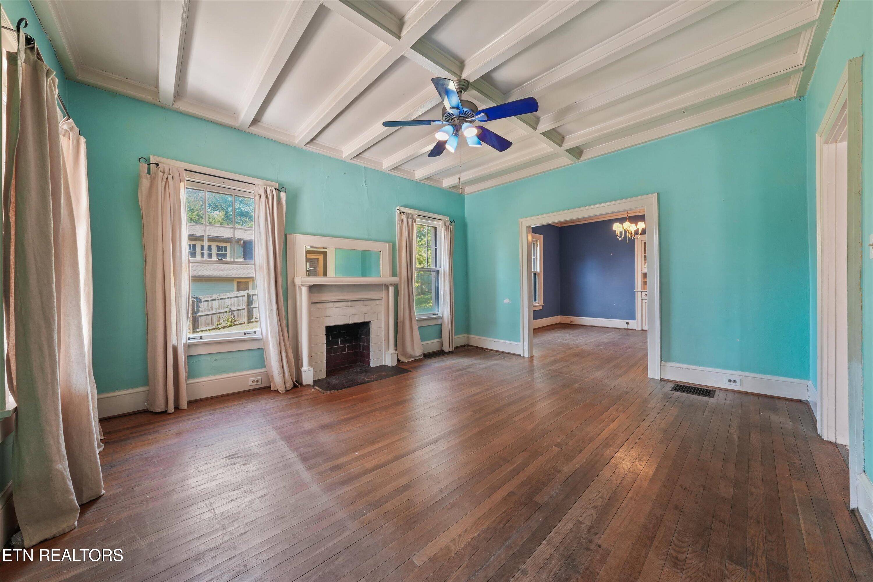 1525 Branson Avenue Knoxville TN 37917