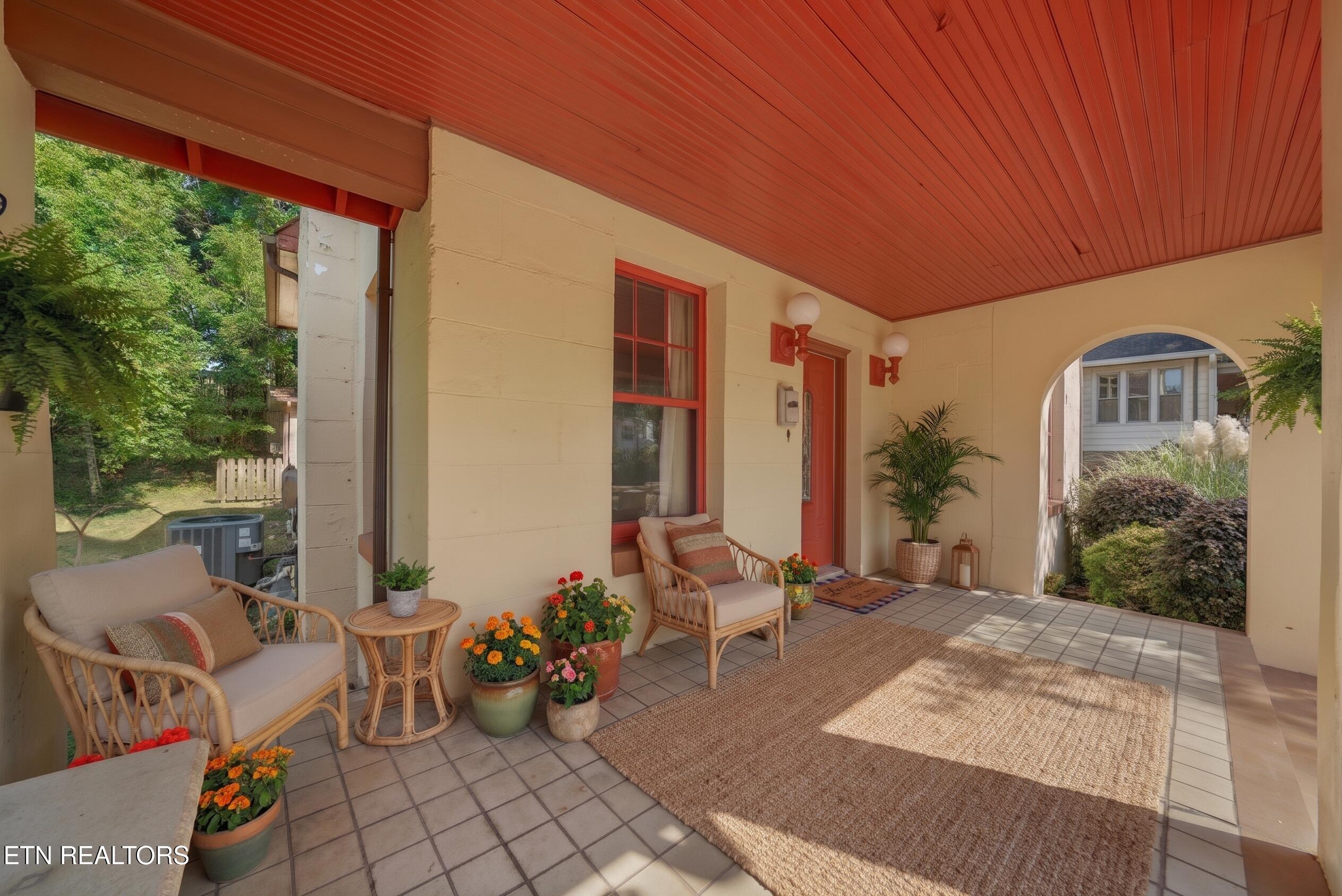 1525 Branson Avenue Knoxville TN 37917