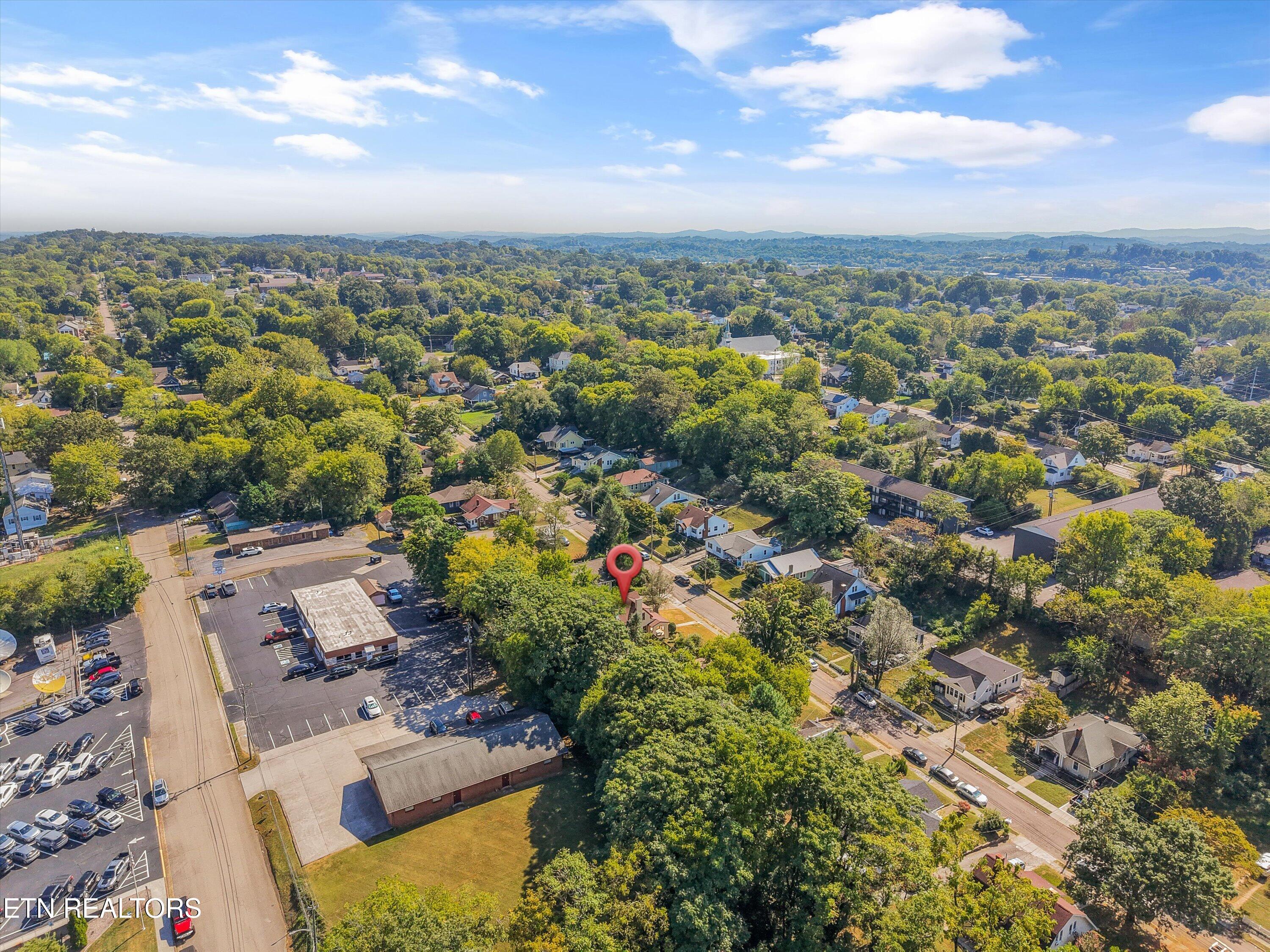 1525 Branson Avenue Knoxville TN 37917