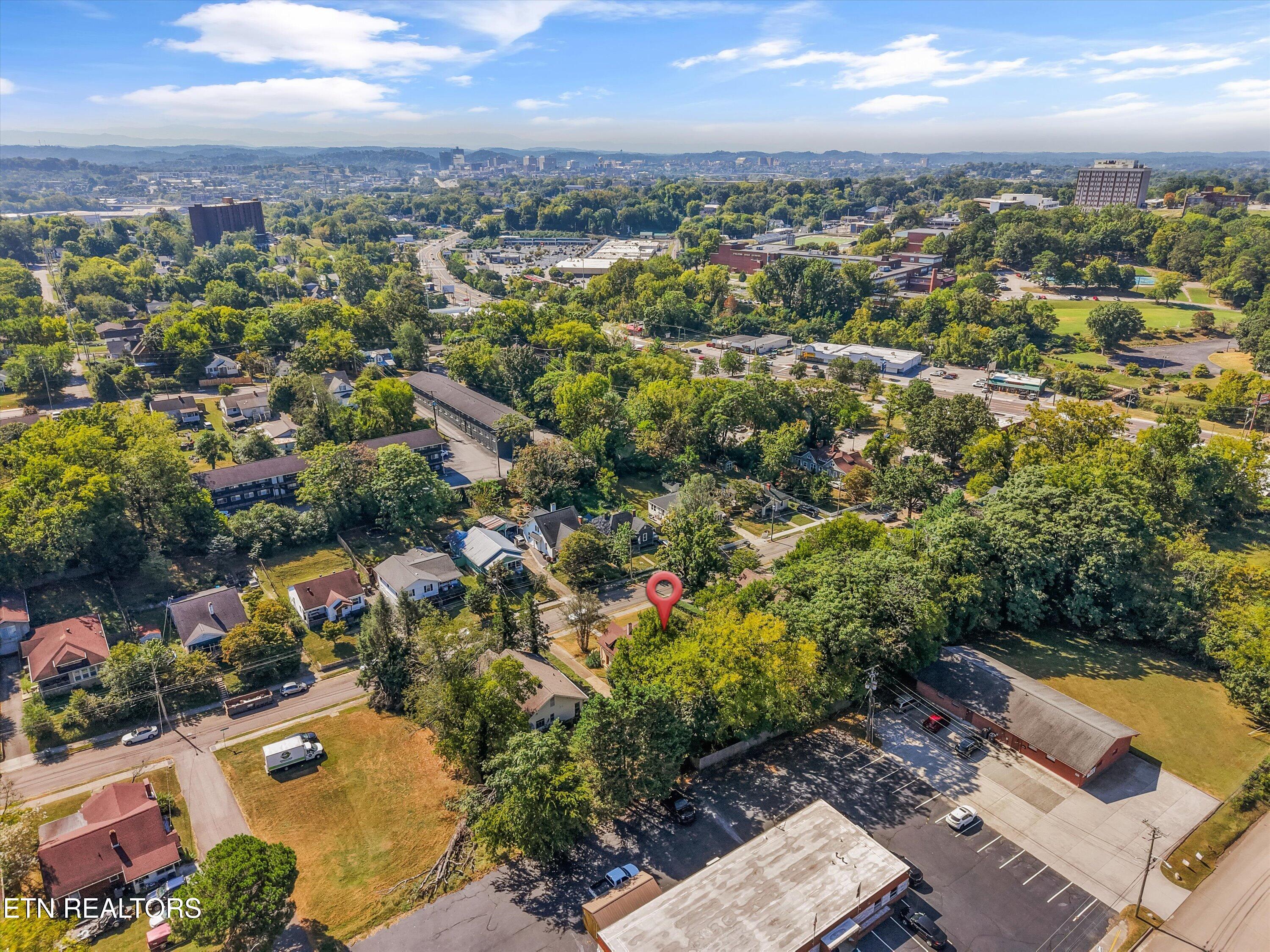 1525 Branson Avenue Knoxville TN 37917