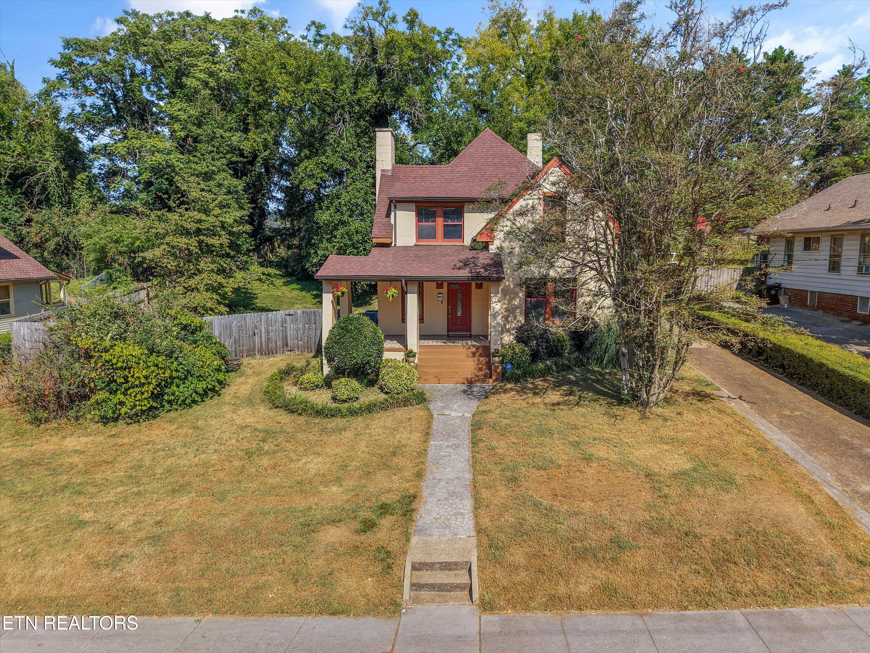 1525 Branson Avenue Knoxville TN 37917